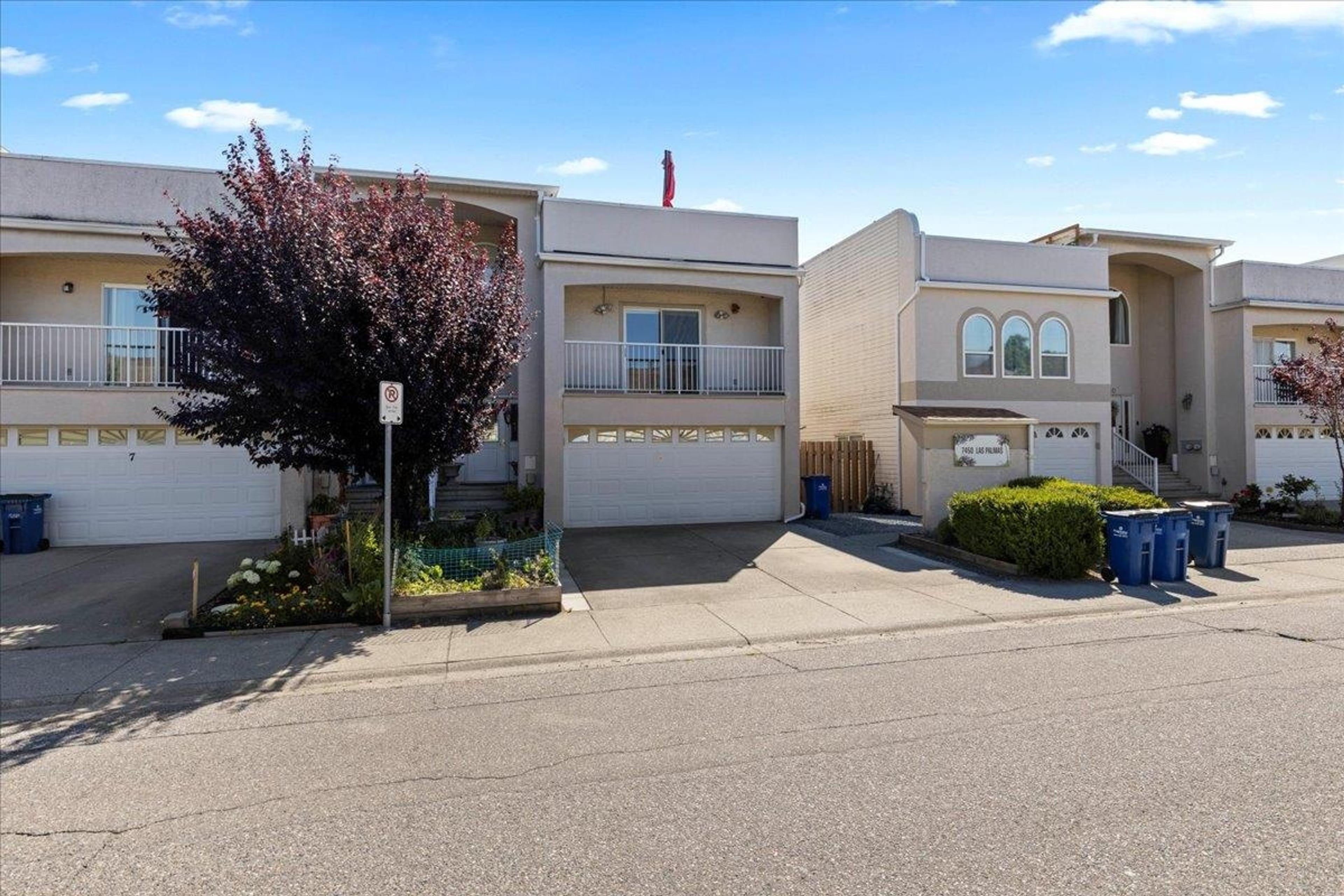 7450 Huron Street, Chilliwack - Exteriors - Full Complex View - Photo 2