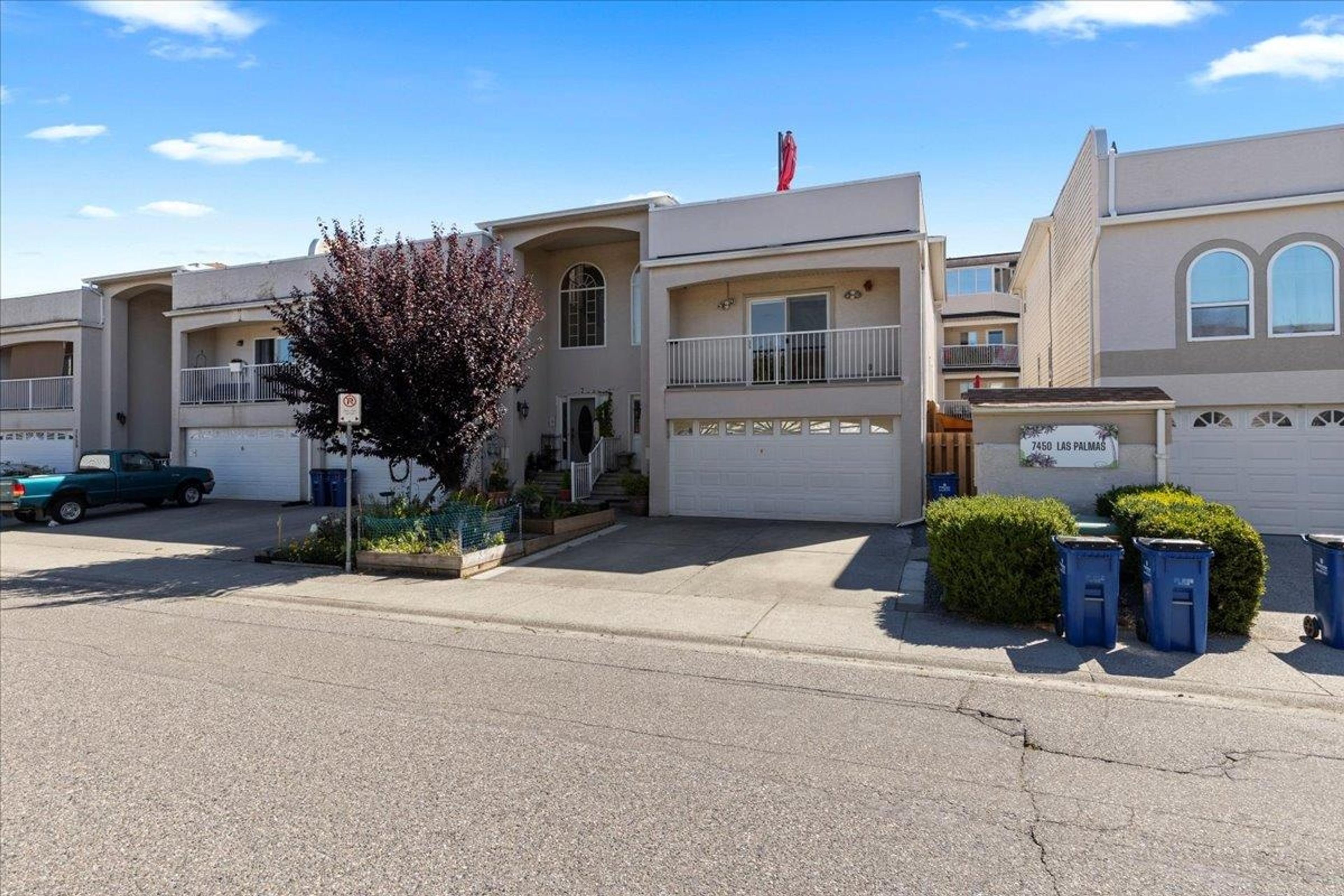 7450 Huron Street, Chilliwack - Exteriors - Full Complex View - Photo 5