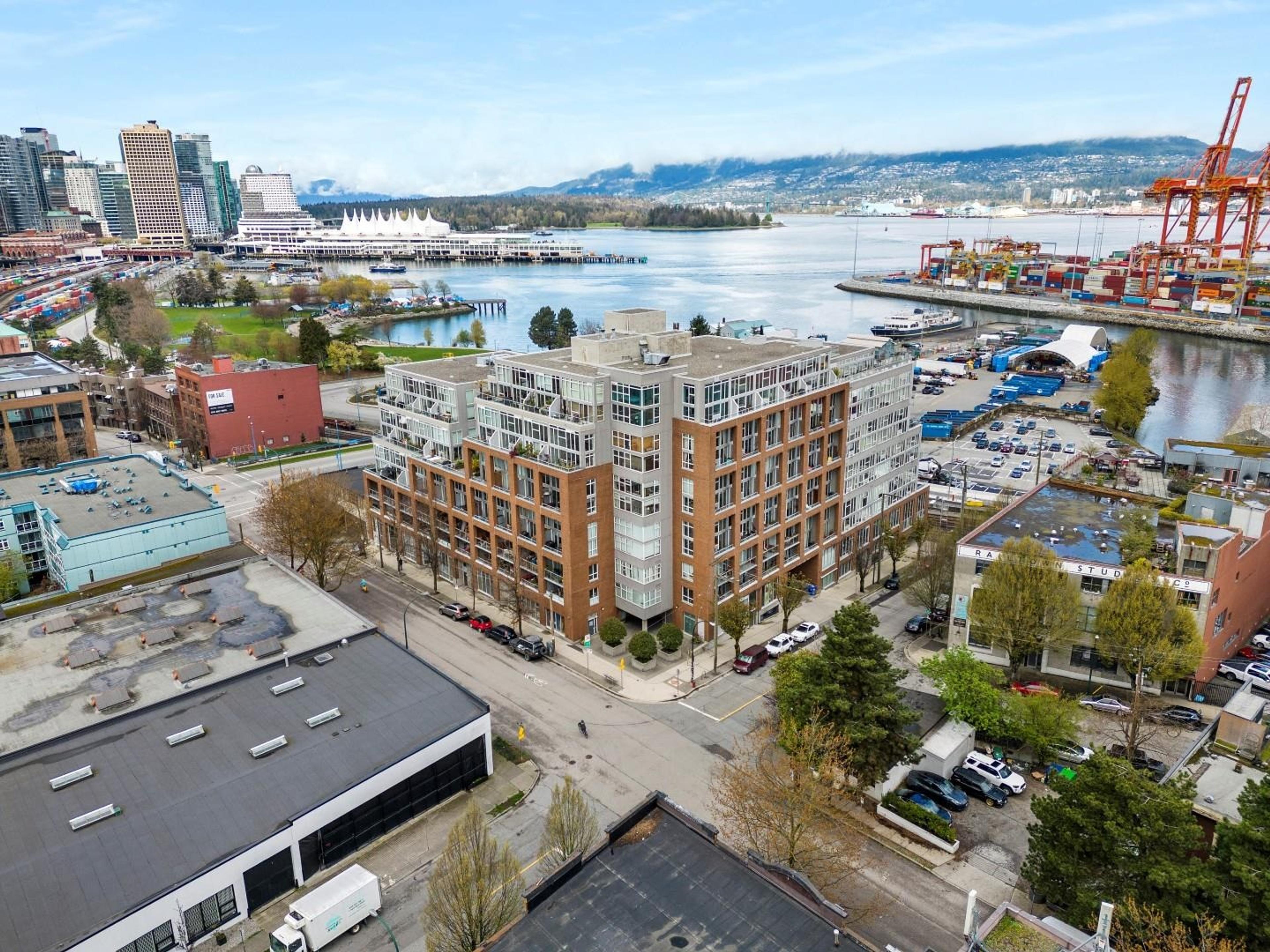 289 Alexander Street, Vancouver - Exteriors - Drone/Aerial View - Photo 1