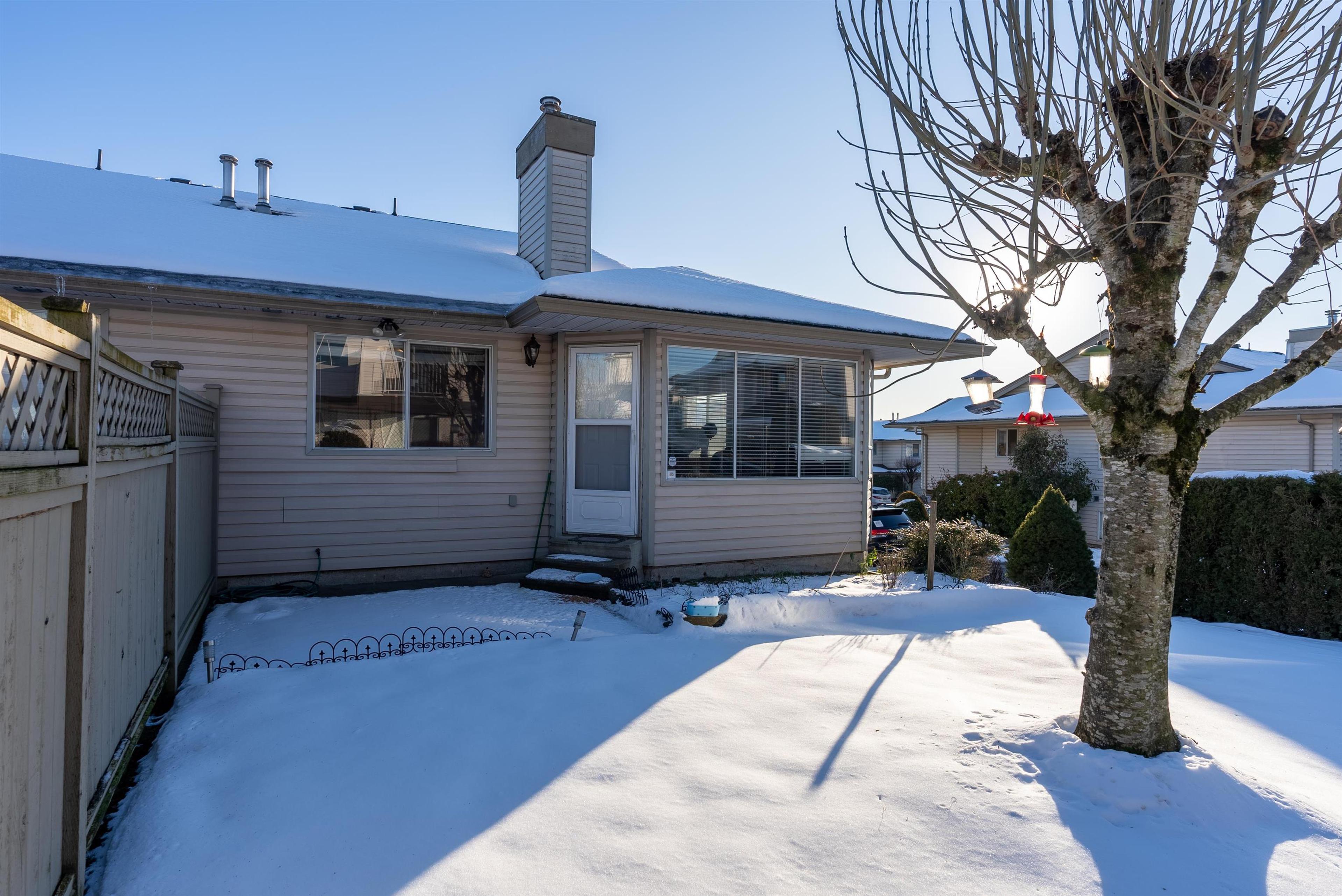 3070 Townline Road, Abbotsford - Exteriors - Photo 1