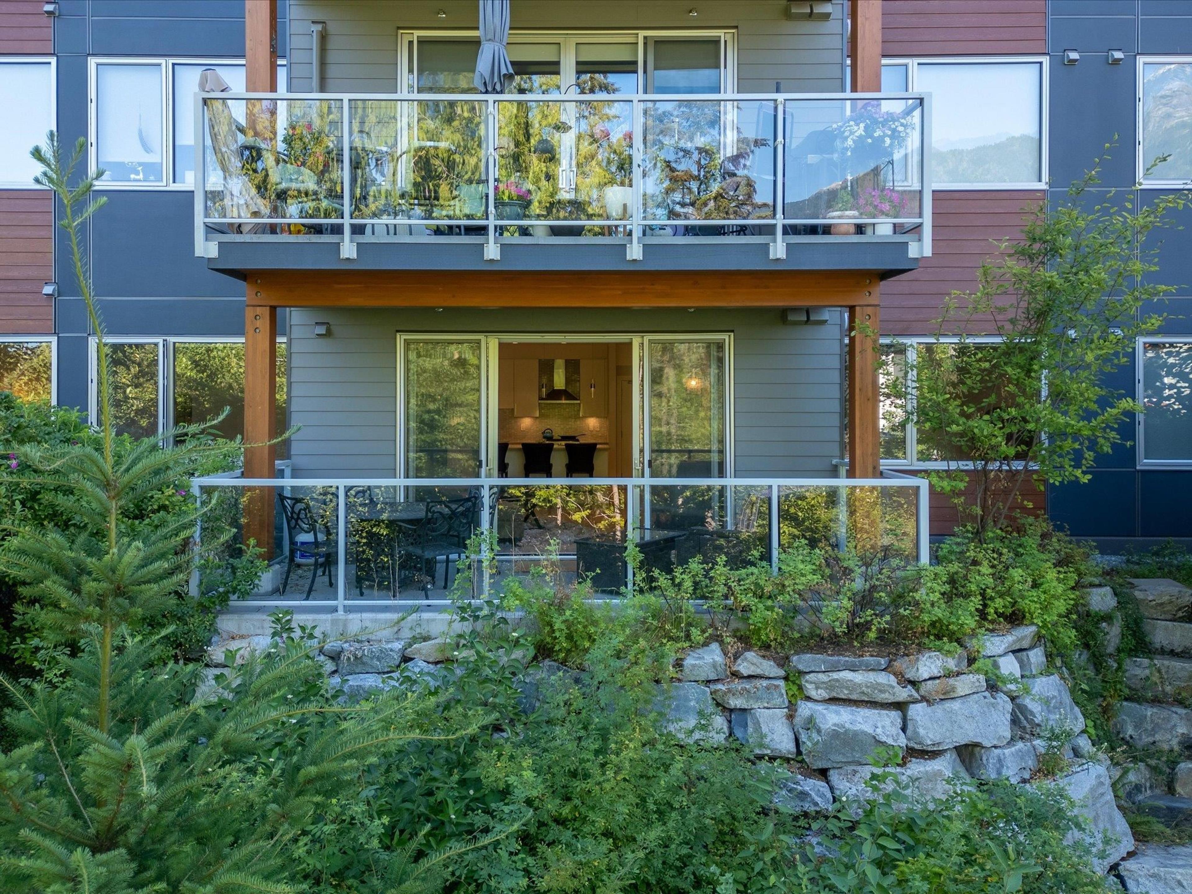 41320 Horizon Drive, Squamish - Exteriors - Photo 12