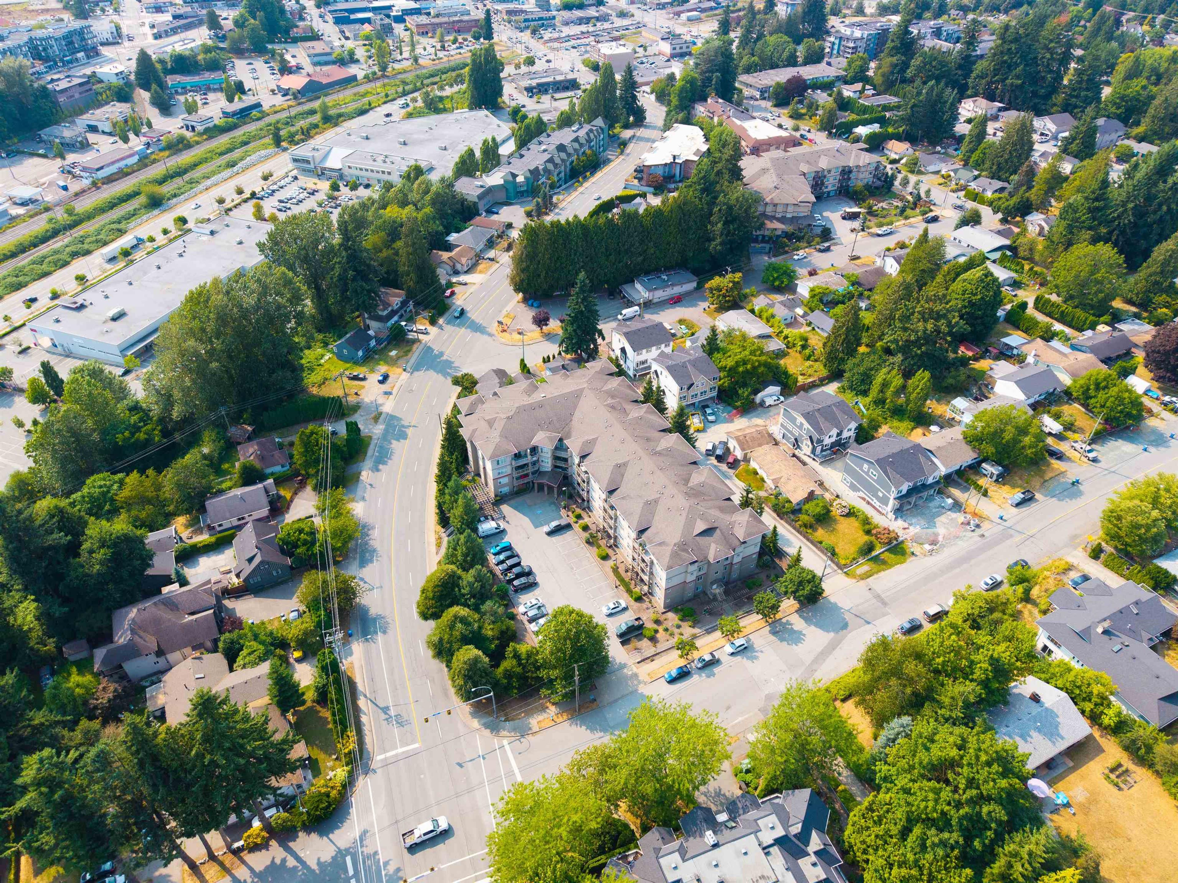 2515 Park Drive, Abbotsford - Exteriors - Full Complex View, Drone/Aerial View - Photo 2