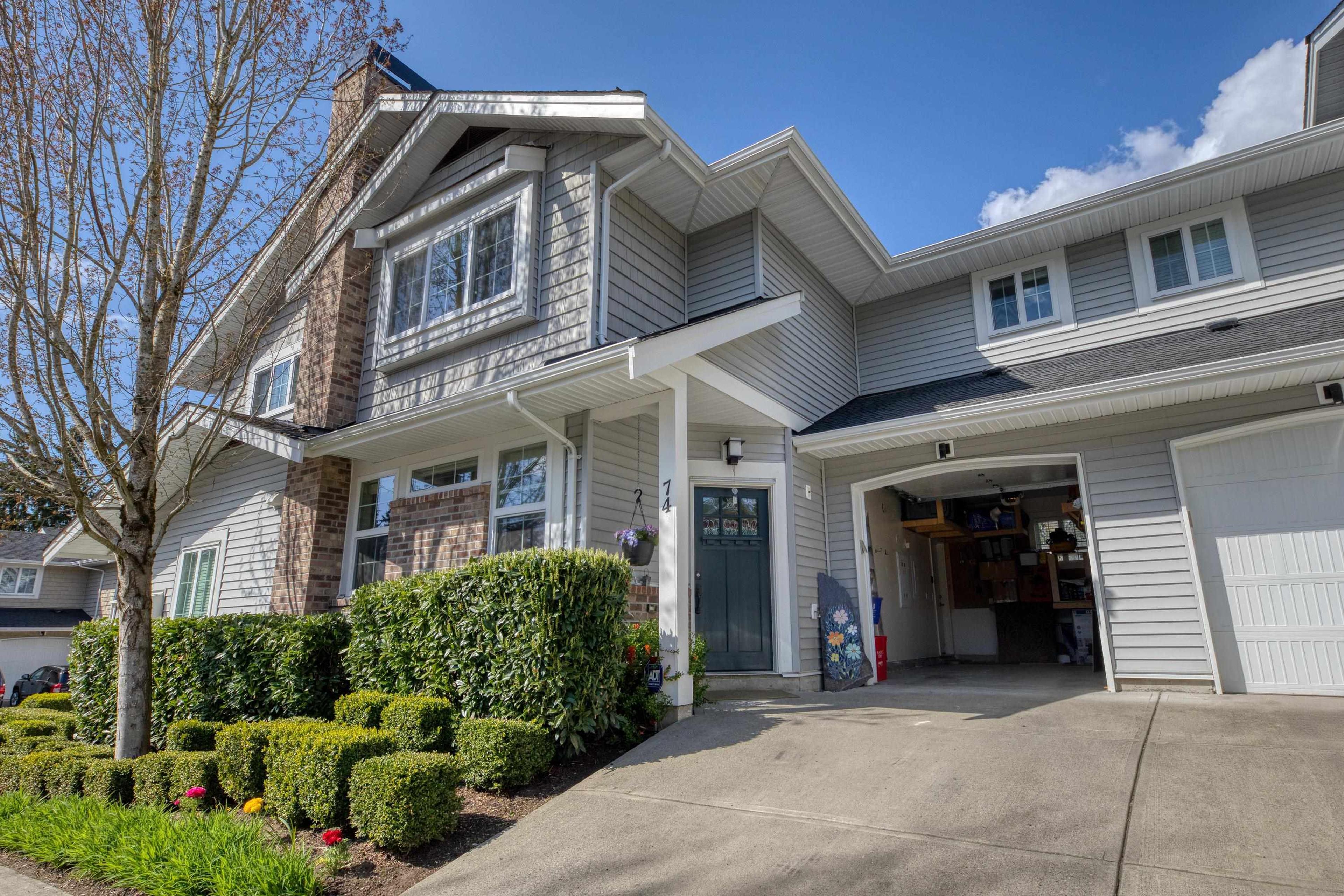 12161 237 Street, Maple Ridge - Exteriors - Photo 2