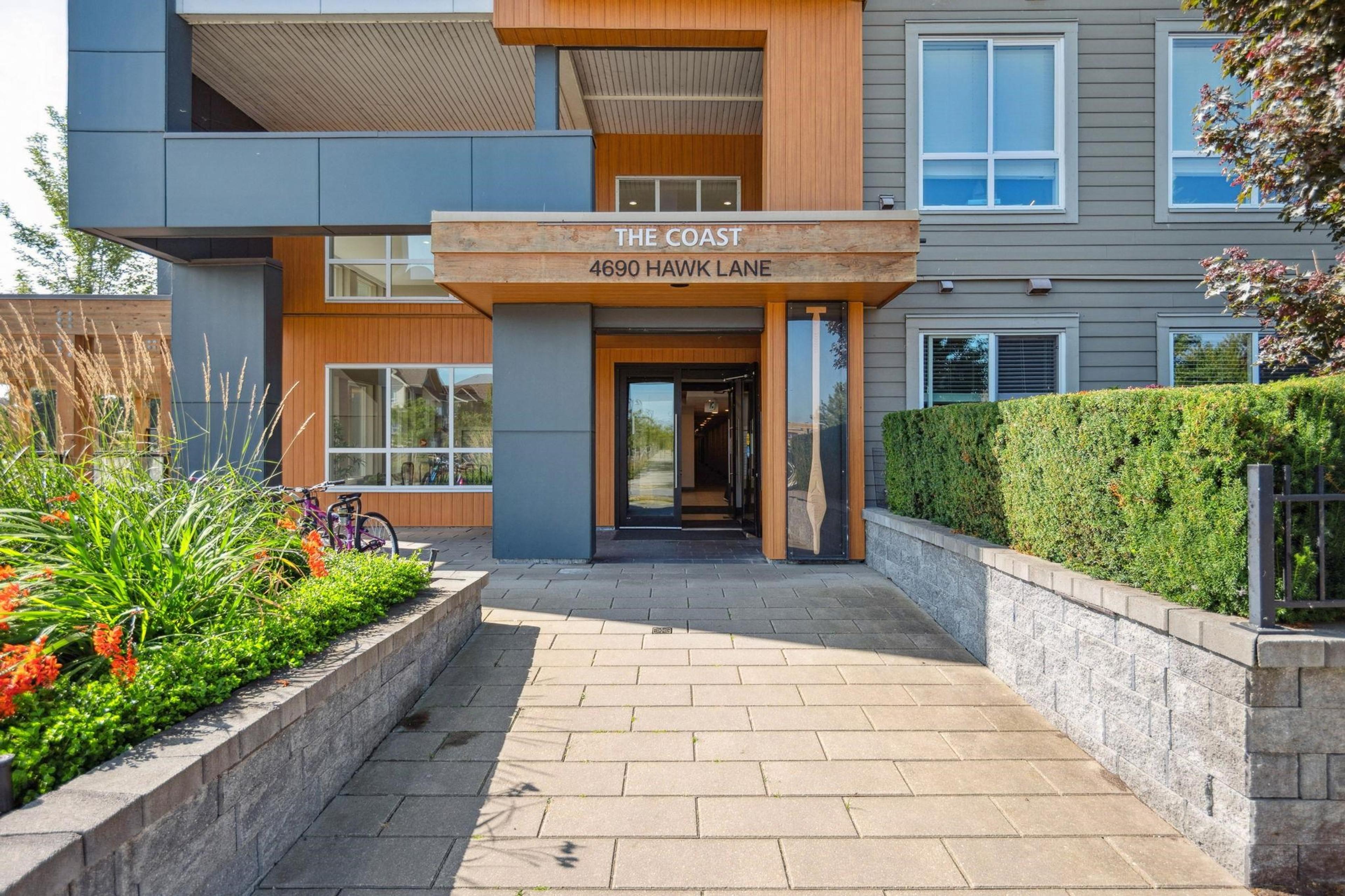 4690 Hawk Lane, Tsawwassen - Exteriors - Photo 2