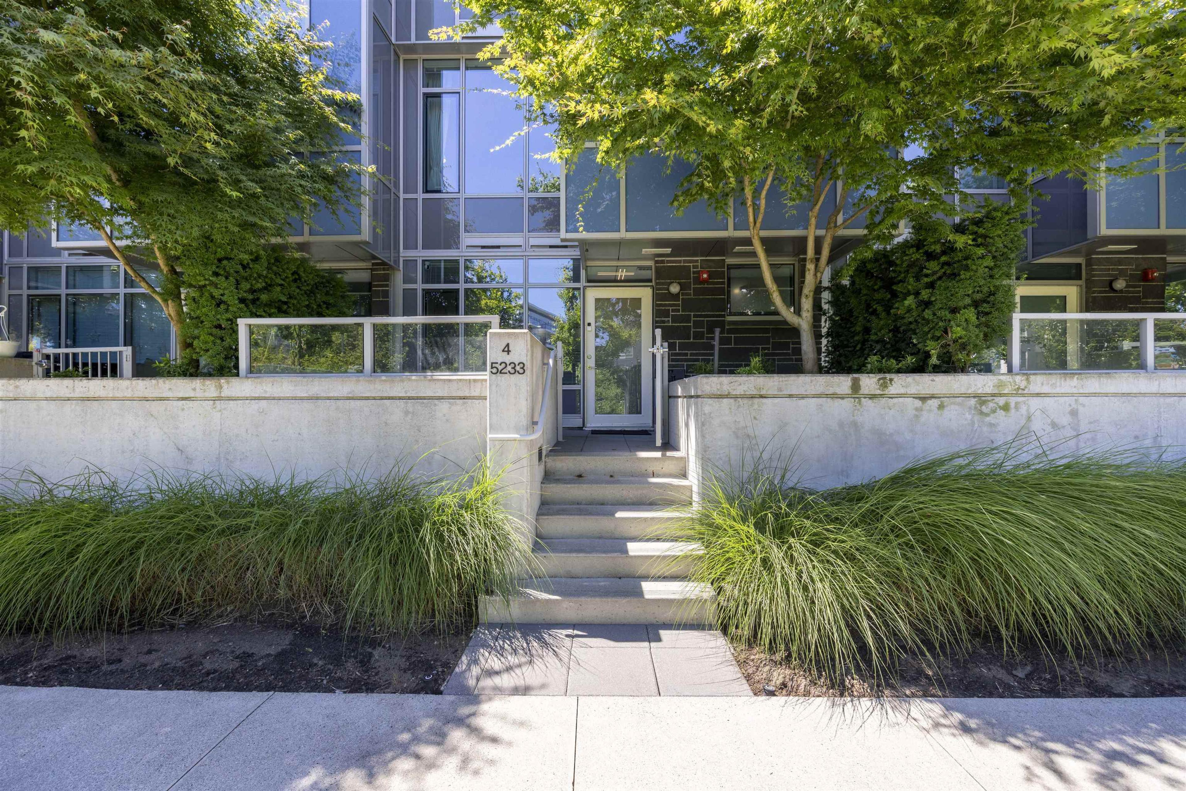 5233 Gilbert Road, Richmond - Exteriors - Photo 1