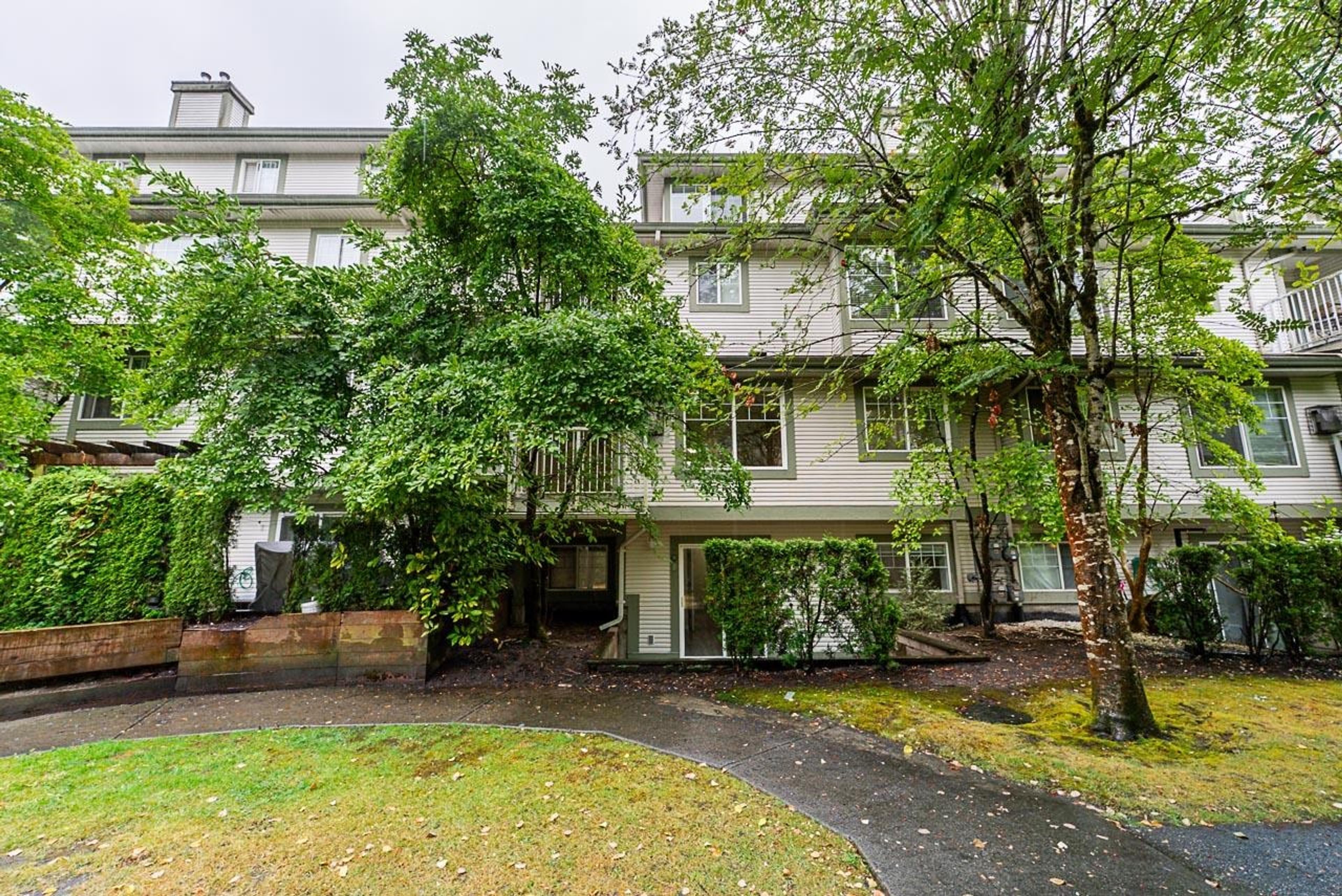 8892 208 Street, Langley - Exteriors - Photo 5