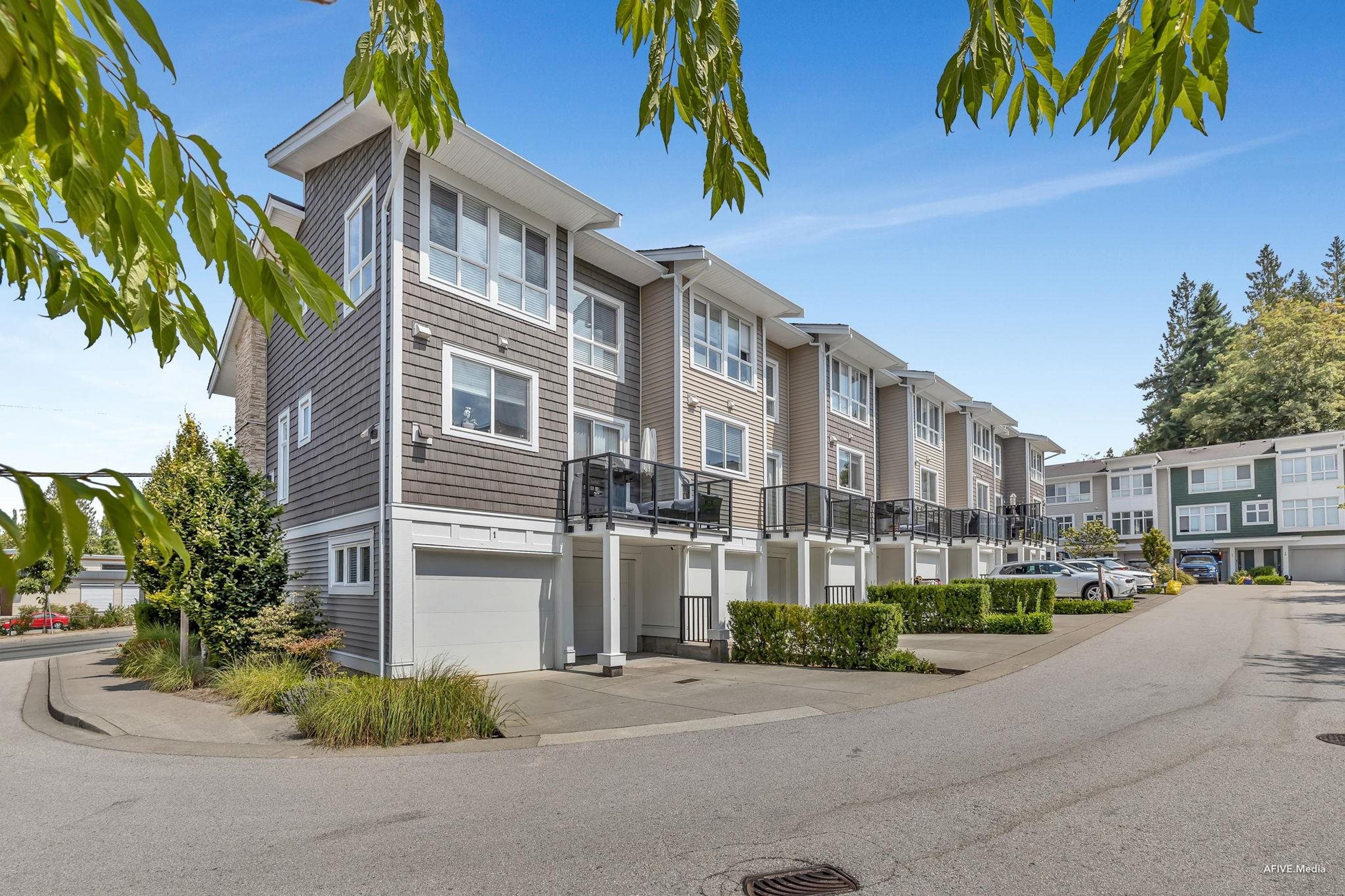 24108 104 Avenue, Maple Ridge - Exteriors - Full Complex View - Photo 4