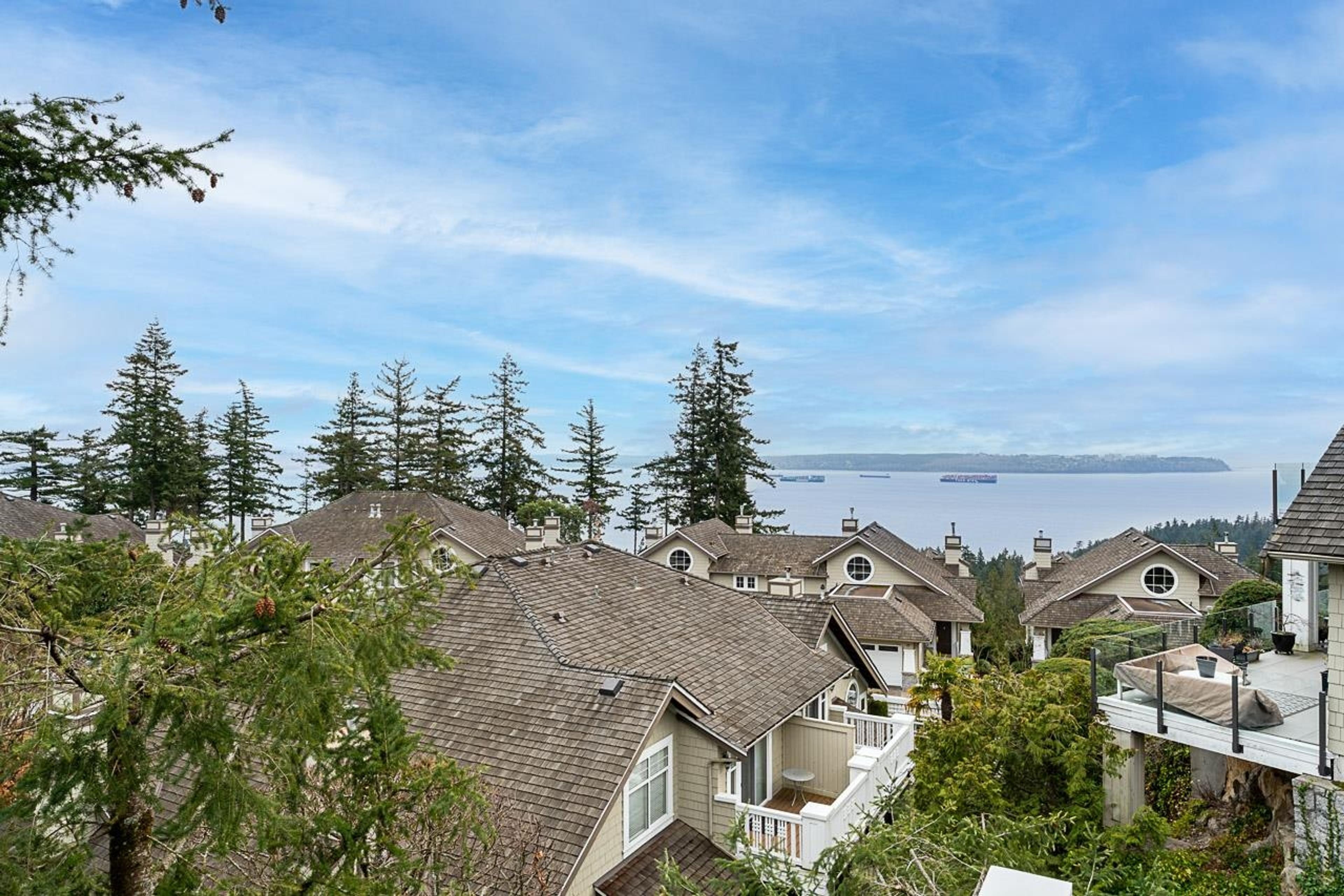 5110 Alderfeild Place, West Vancouver - Exteriors - Full Complex View - Photo 3