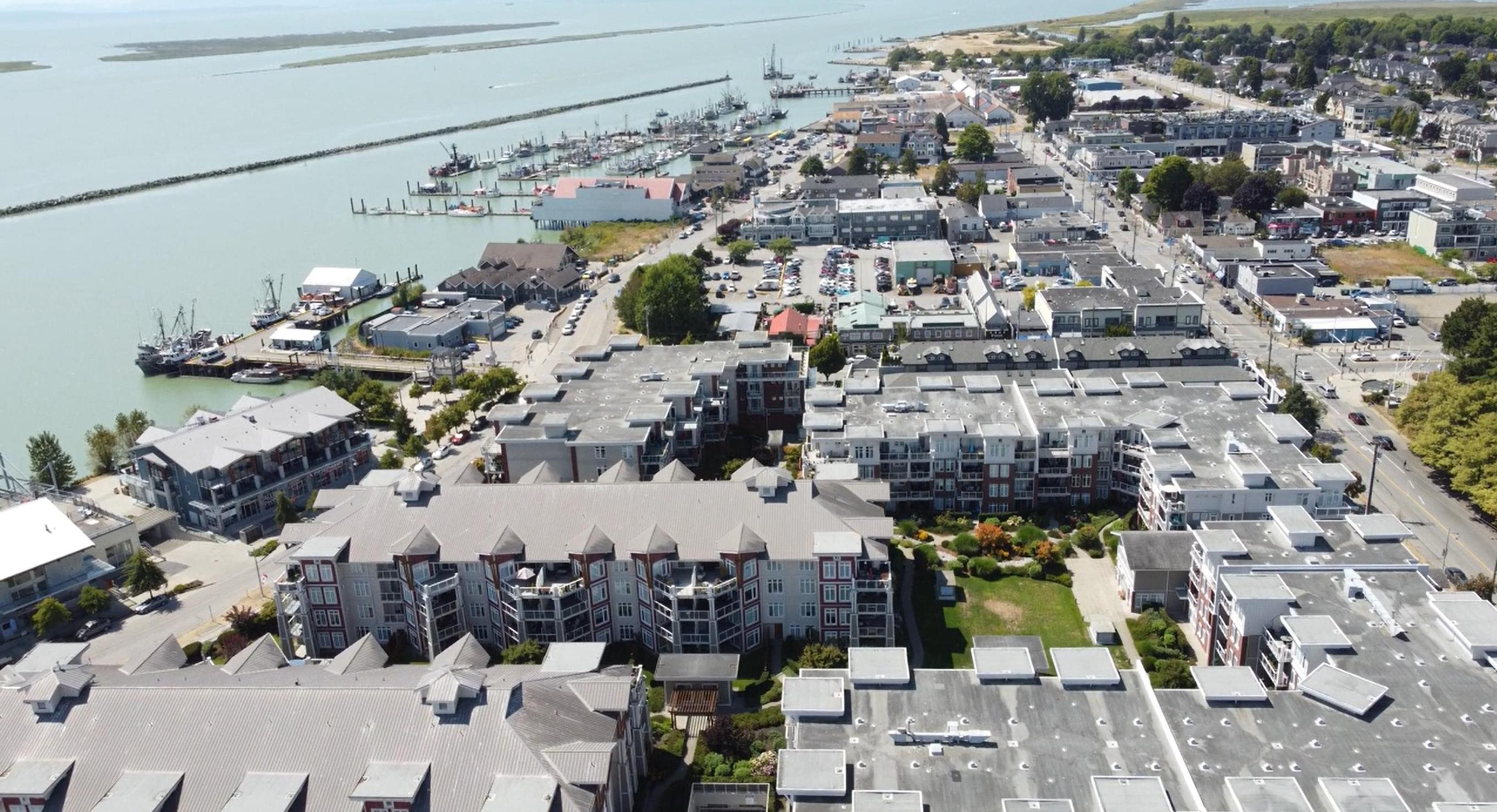 4280 Moncton Street, Richmond - Exteriors - Full Complex View, Drone/Aerial View - Photo 3