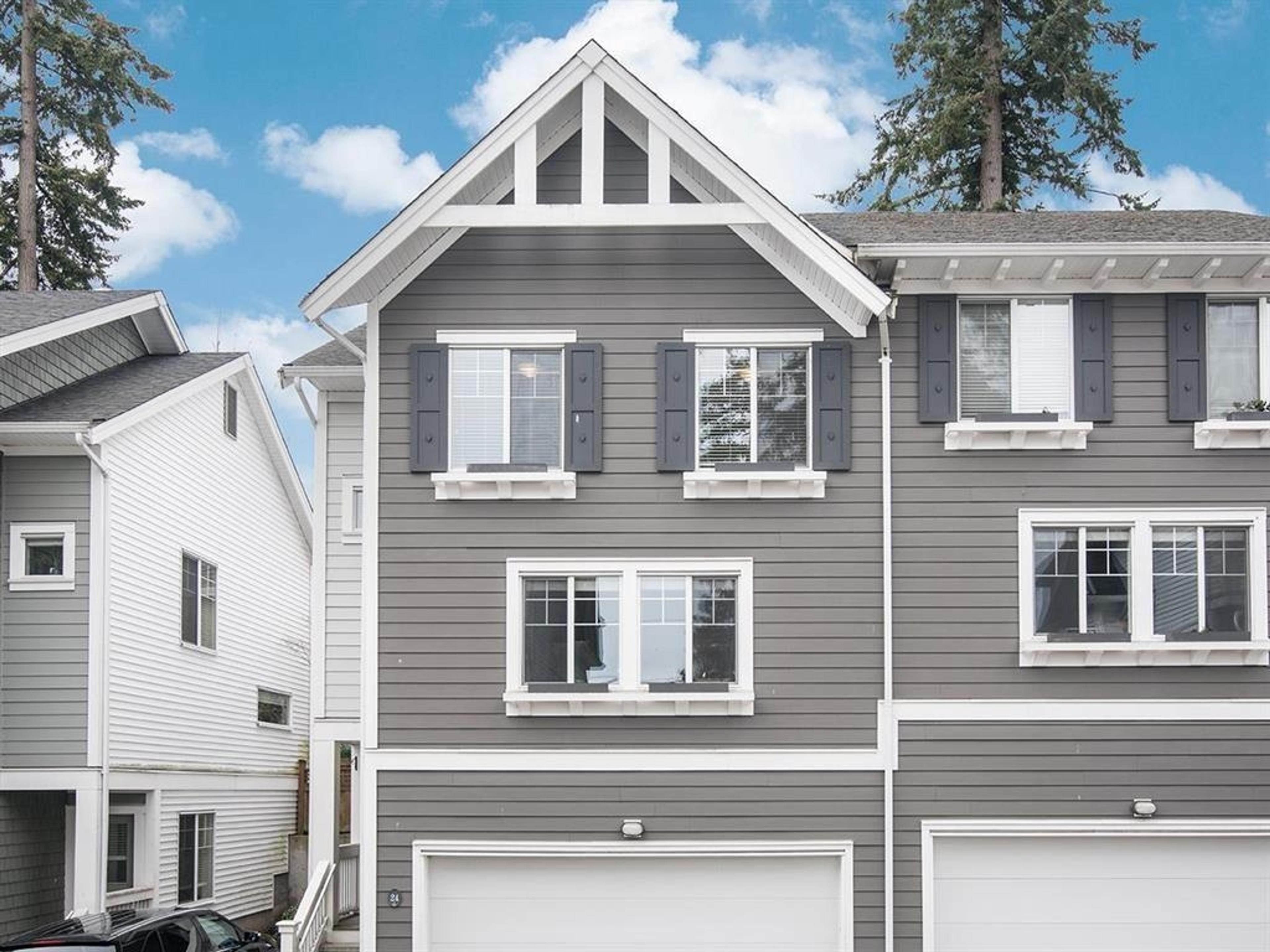 15128 24 Avenue, Surrey - Exteriors - Photo 3