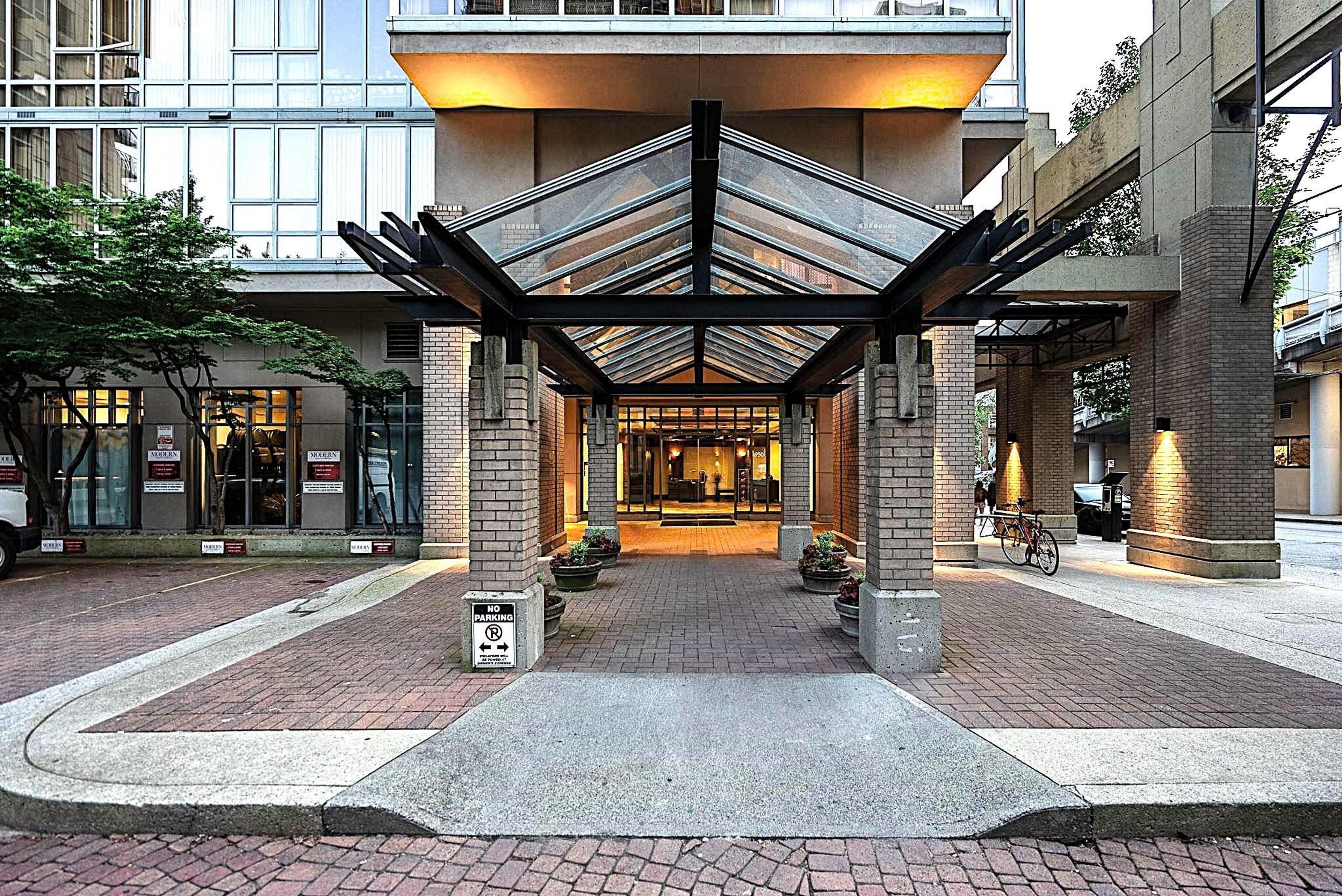 950 Cambie Street, Vancouver - Exteriors - Photo 3