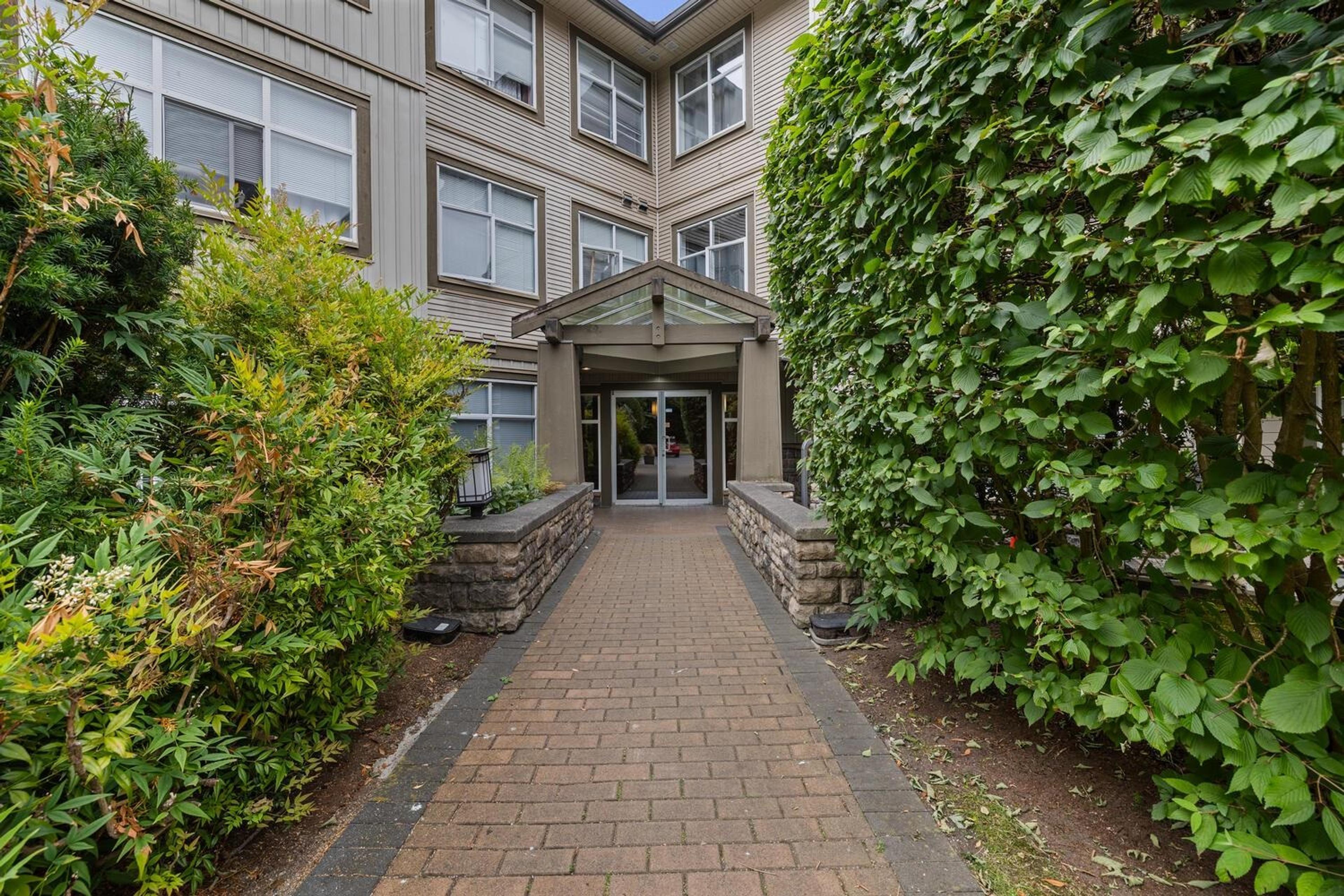 14885 105 Avenue, Surrey - Exteriors - Photo 1