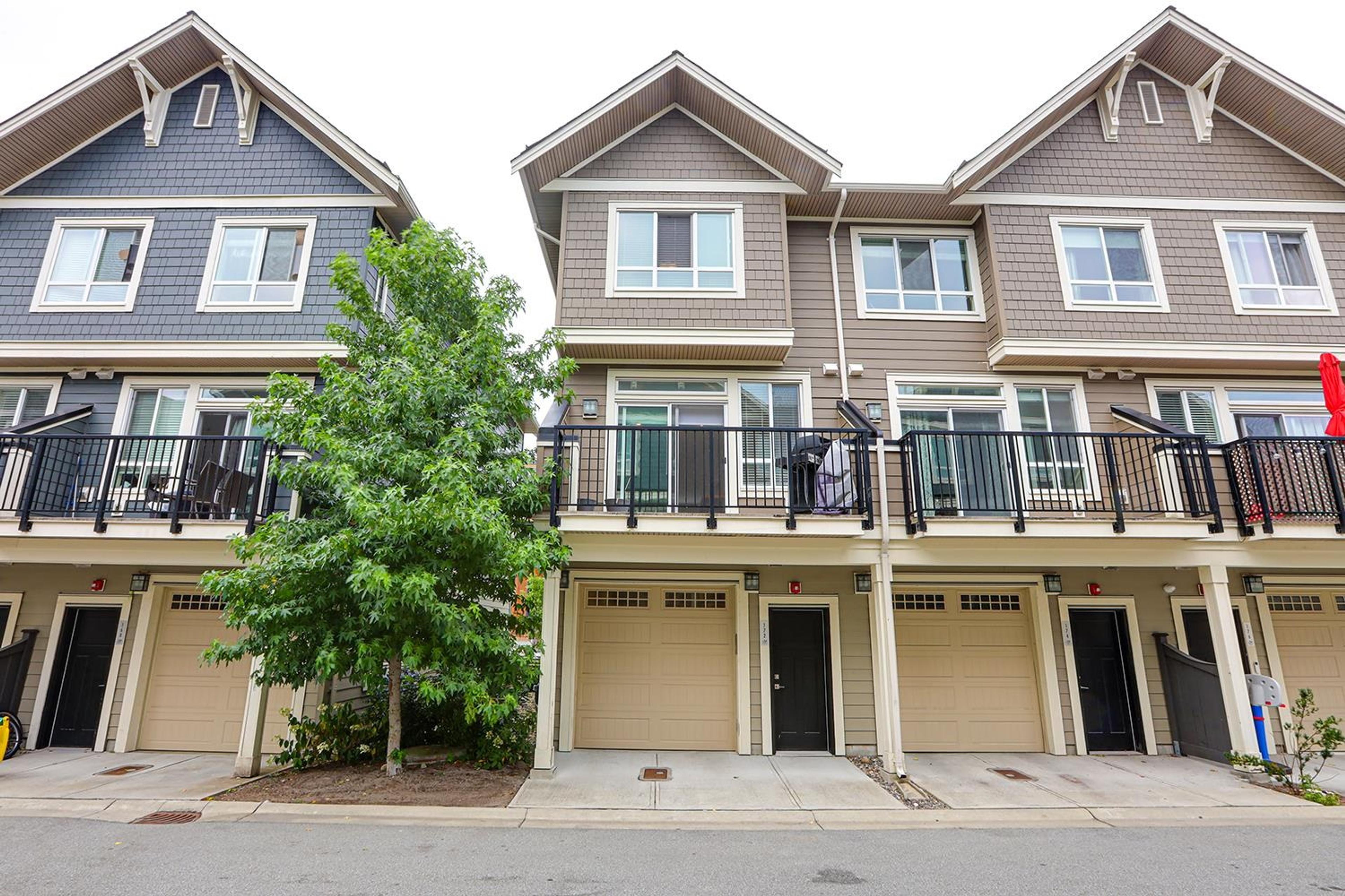 1894 Osprey Drive, Tsawwassen - Exteriors - Full Complex View - Photo 3