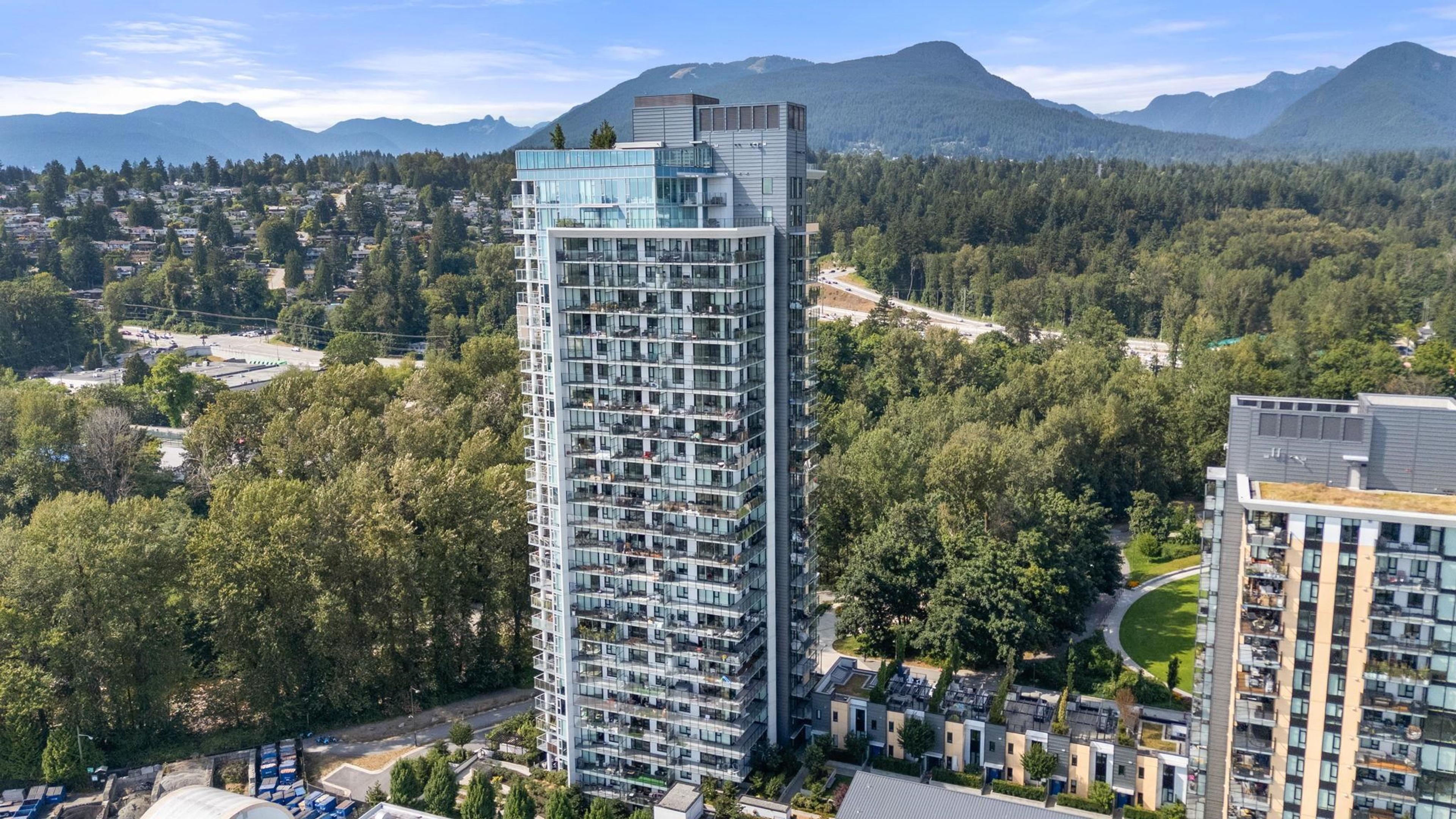 1401 Hunter Street, North Vancouver - Exteriors - Full Complex View, Drone/Aerial View - Photo 3