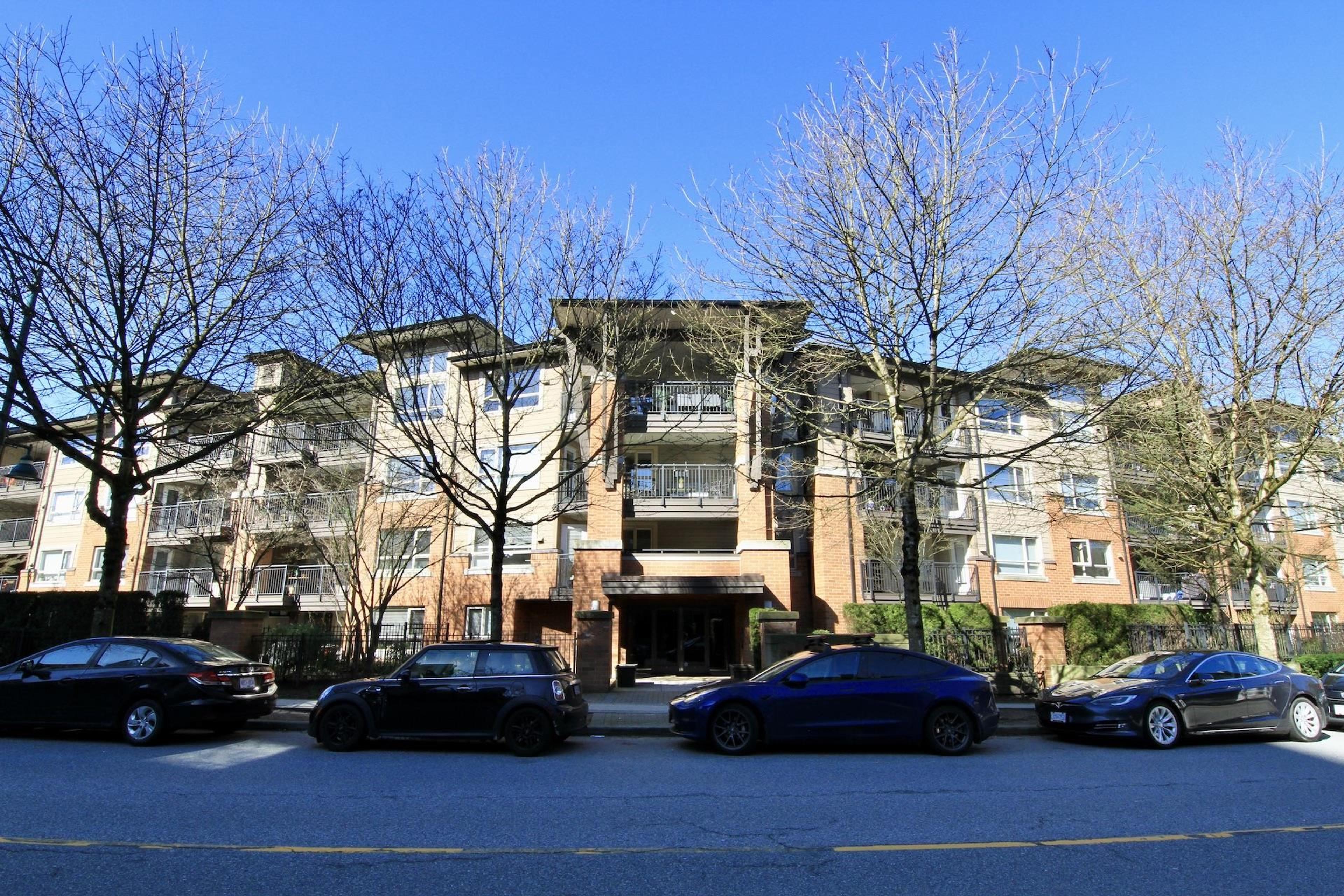 700 Klahanie Drive, Port Moody - Exteriors - Full Complex View - Photo 4