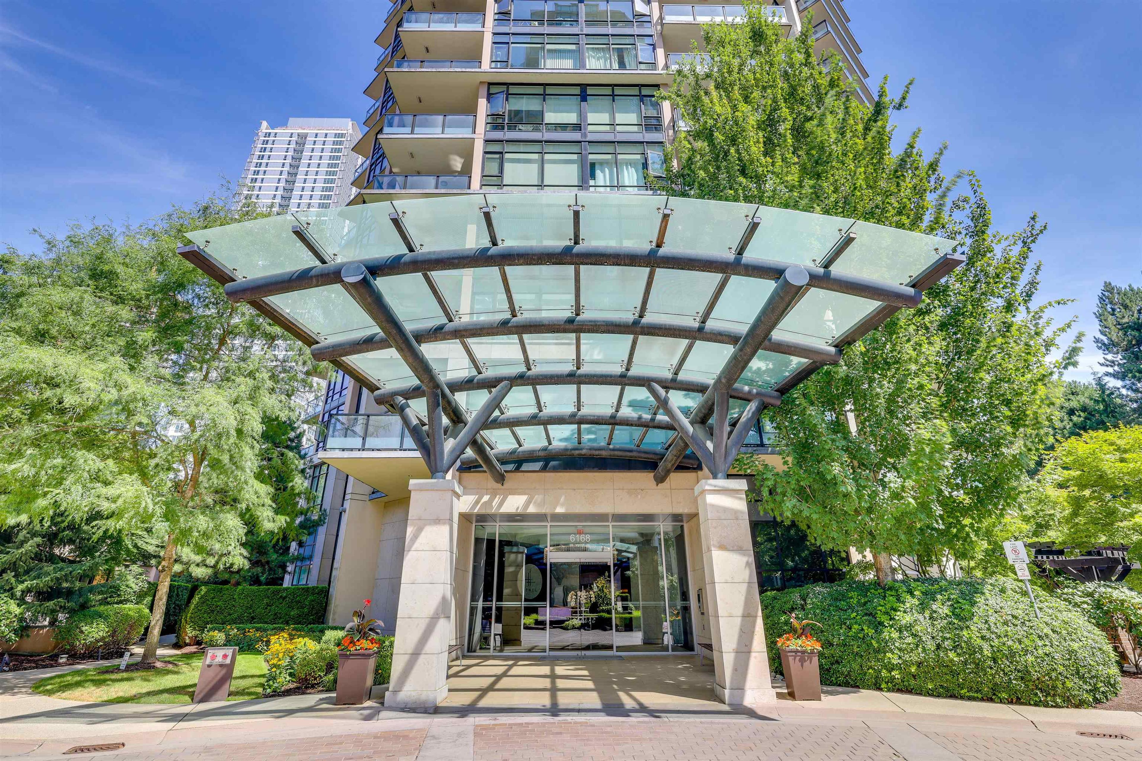 6168 Wilson Avenue, Burnaby - Exteriors - Photo 2