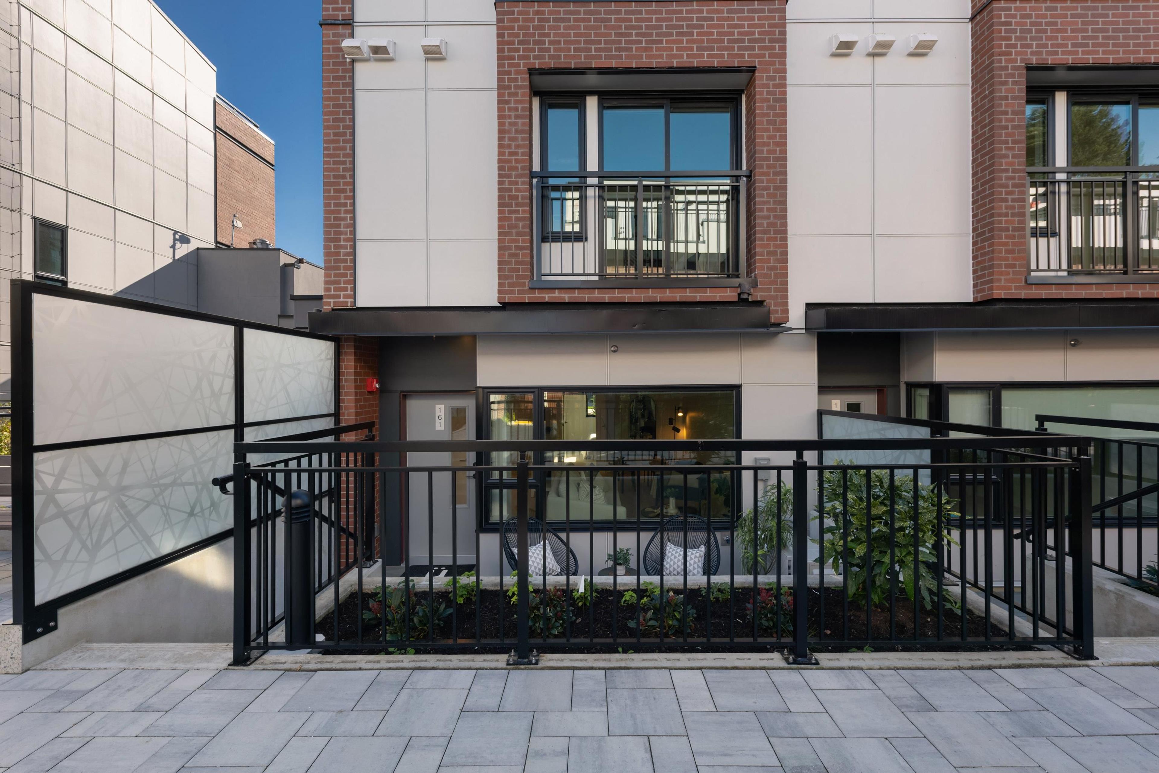 479 W 28th Avenue, Vancouver - Exteriors - Photo 2