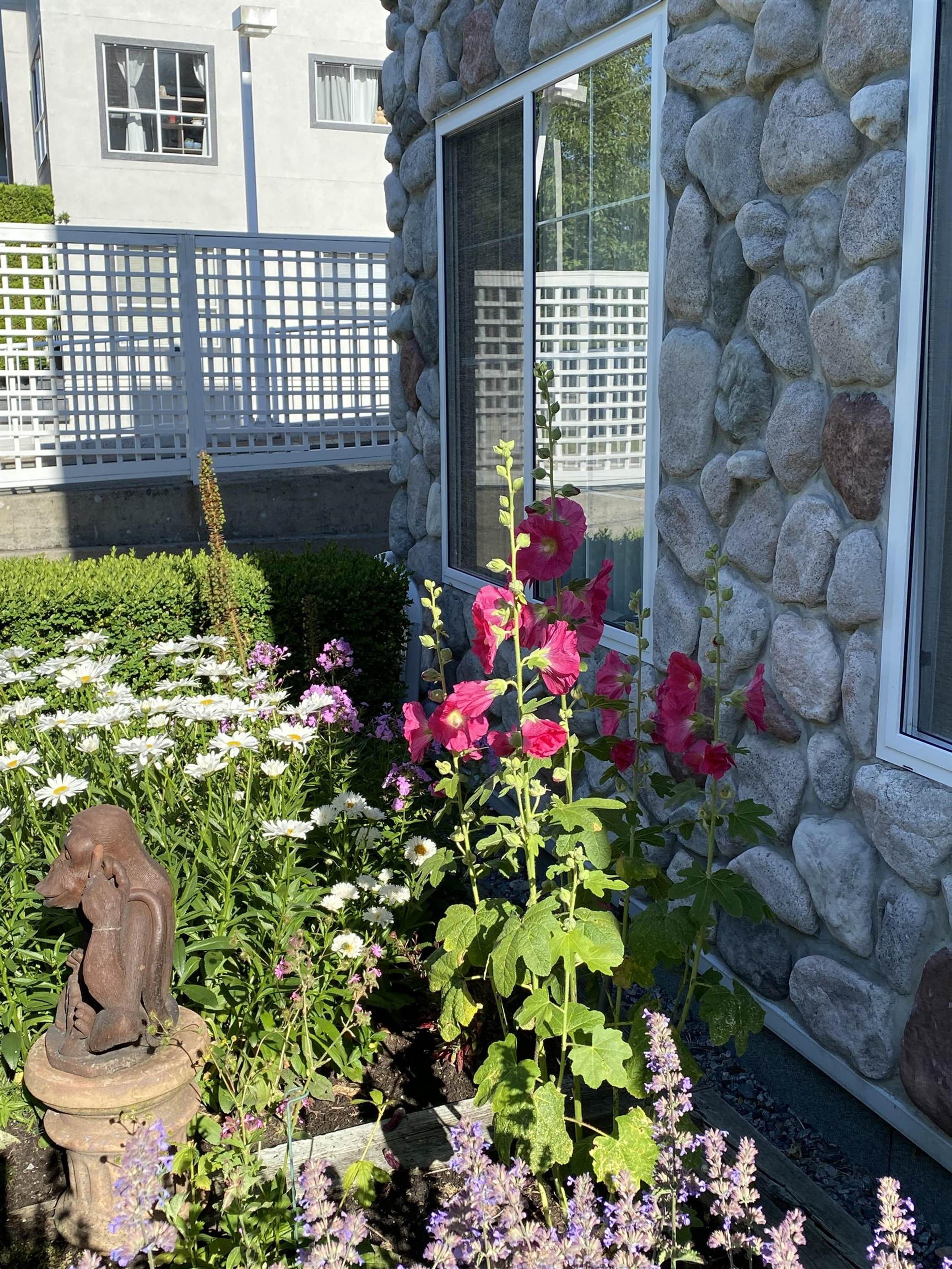 15298 20 Avenue, Surrey - Exteriors - Photo 4