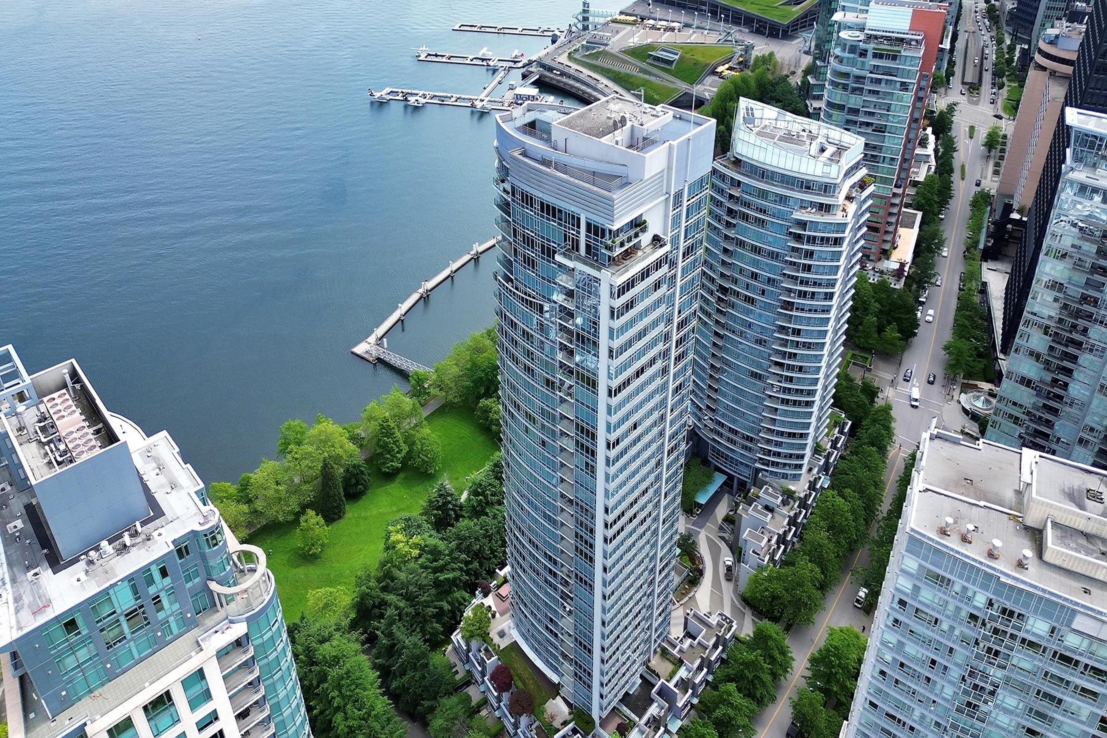 1281 W Cordova Street, Vancouver - Exteriors - Full Complex View, Drone/Aerial View - Photo 2
