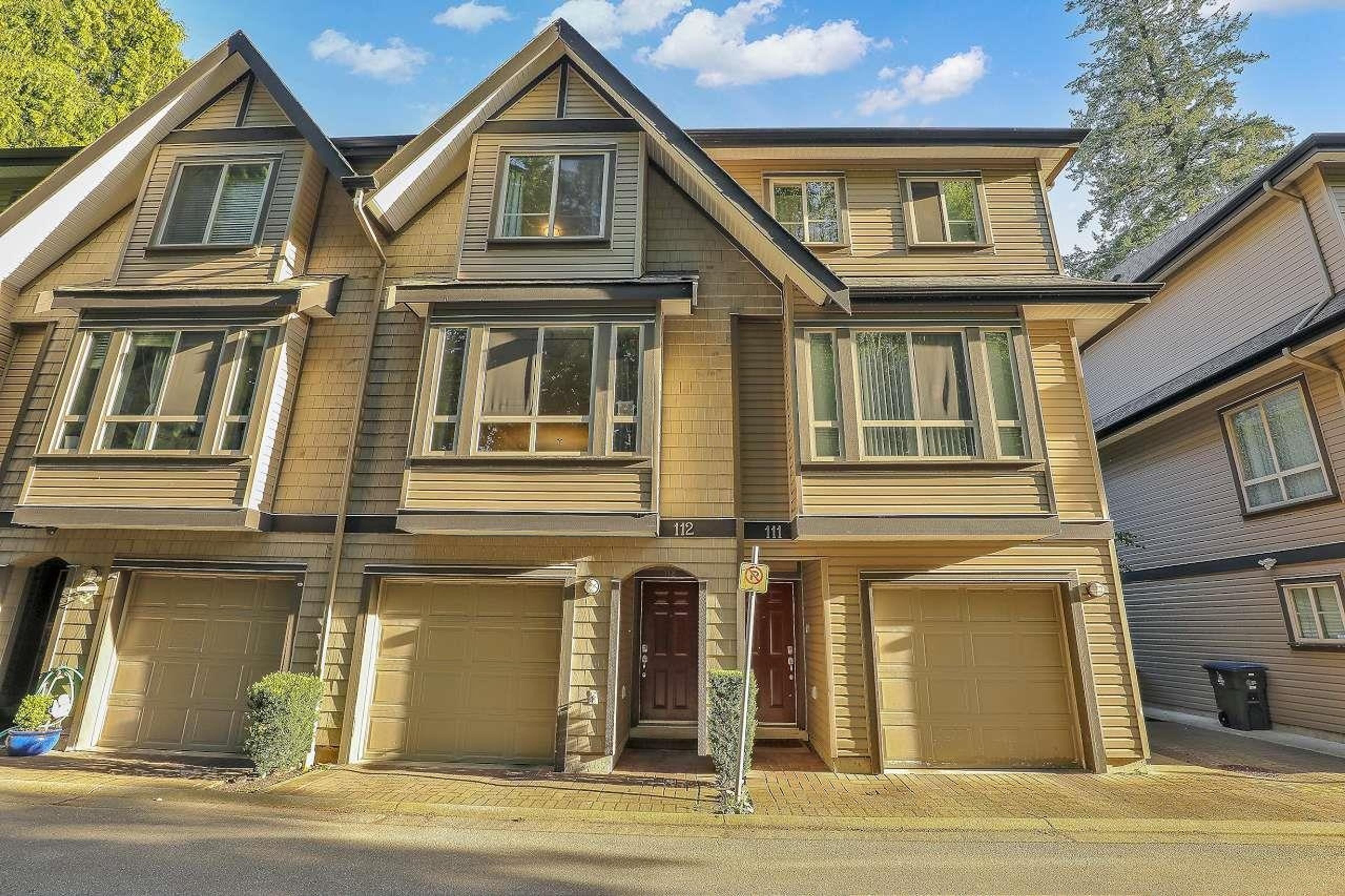 10468 157 Street, Surrey - Exteriors - Photo 1