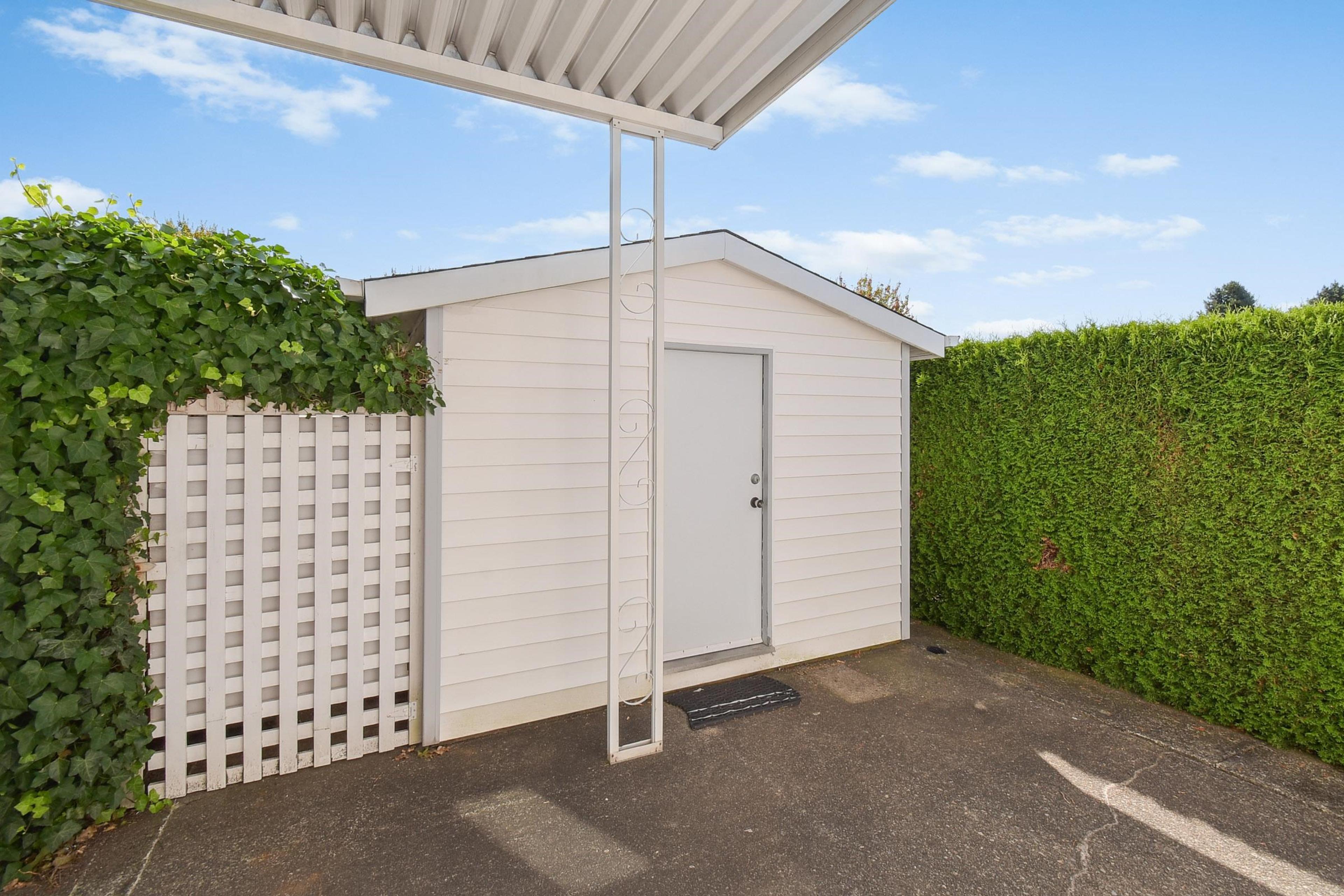 2303 Cranley Drive, Surrey - Exteriors - Photo 4