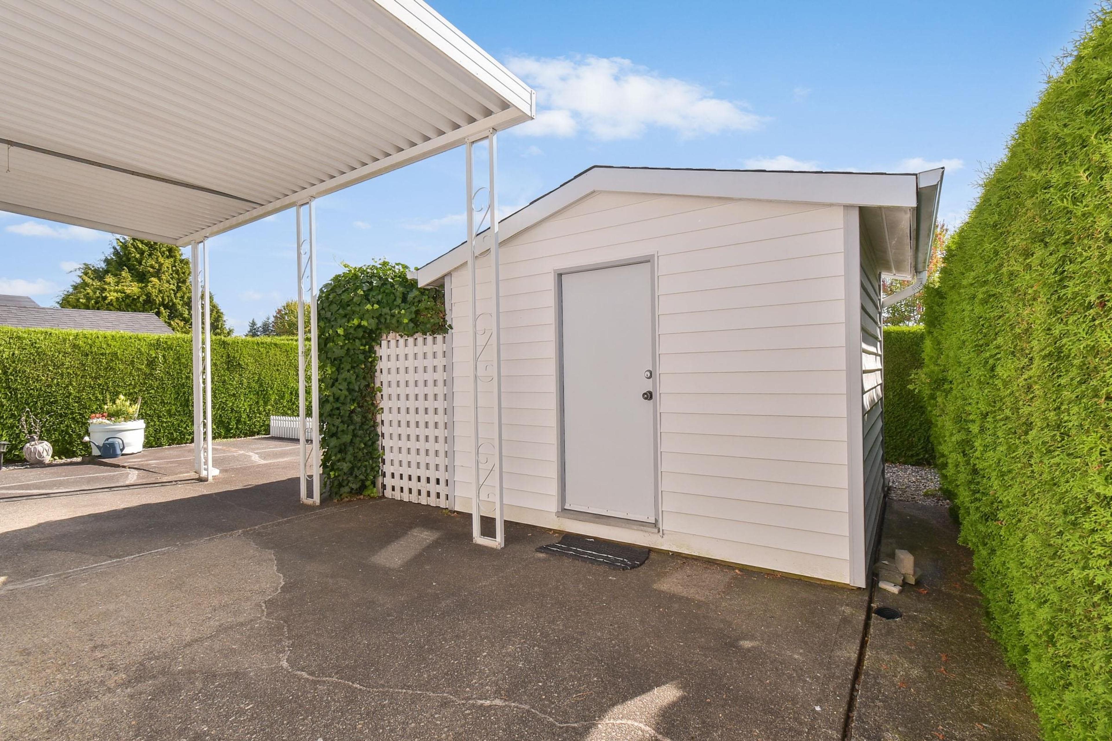 2303 Cranley Drive, Surrey - Exteriors - Photo 6