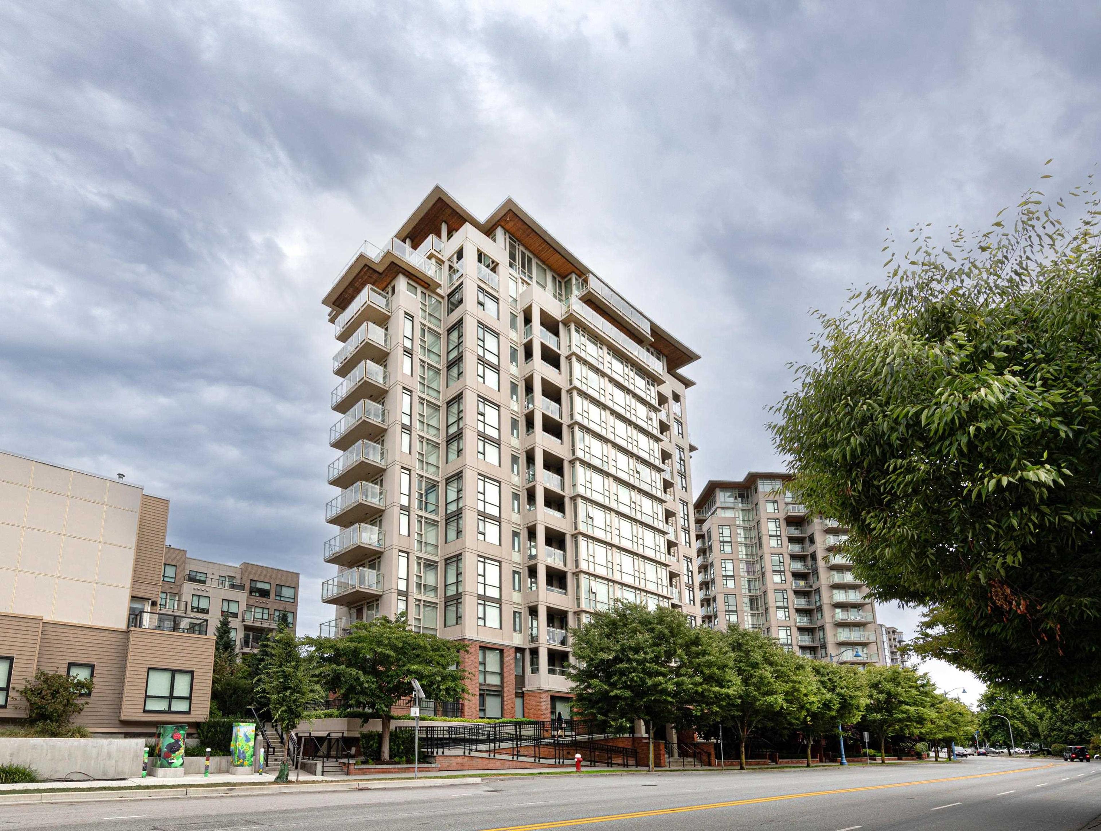 8333 Anderson Road, Richmond - Exteriors - Photo 1