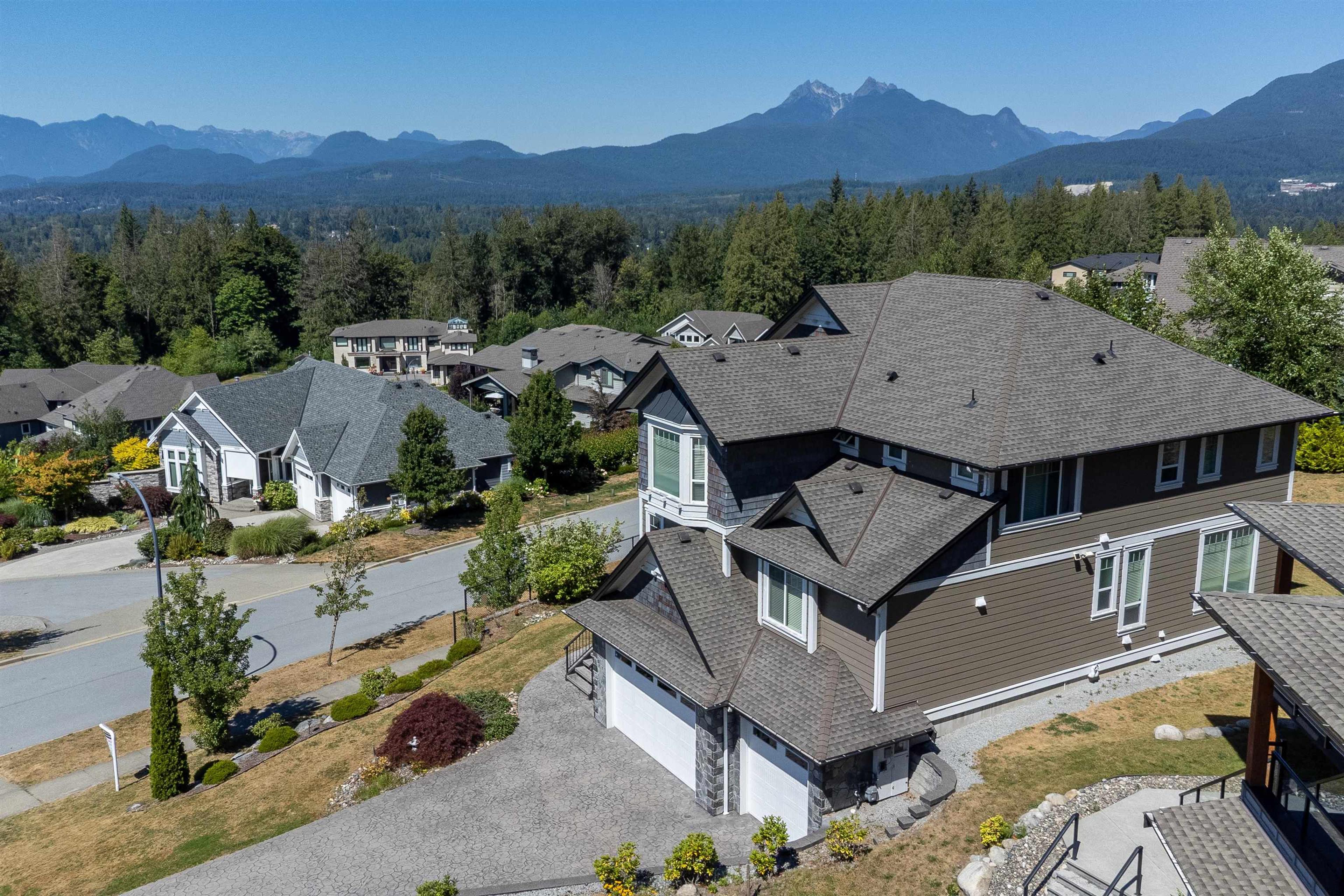 25540 Godwin Drive, Maple Ridge - Exteriors - Drone/Aerial View - Photo 2