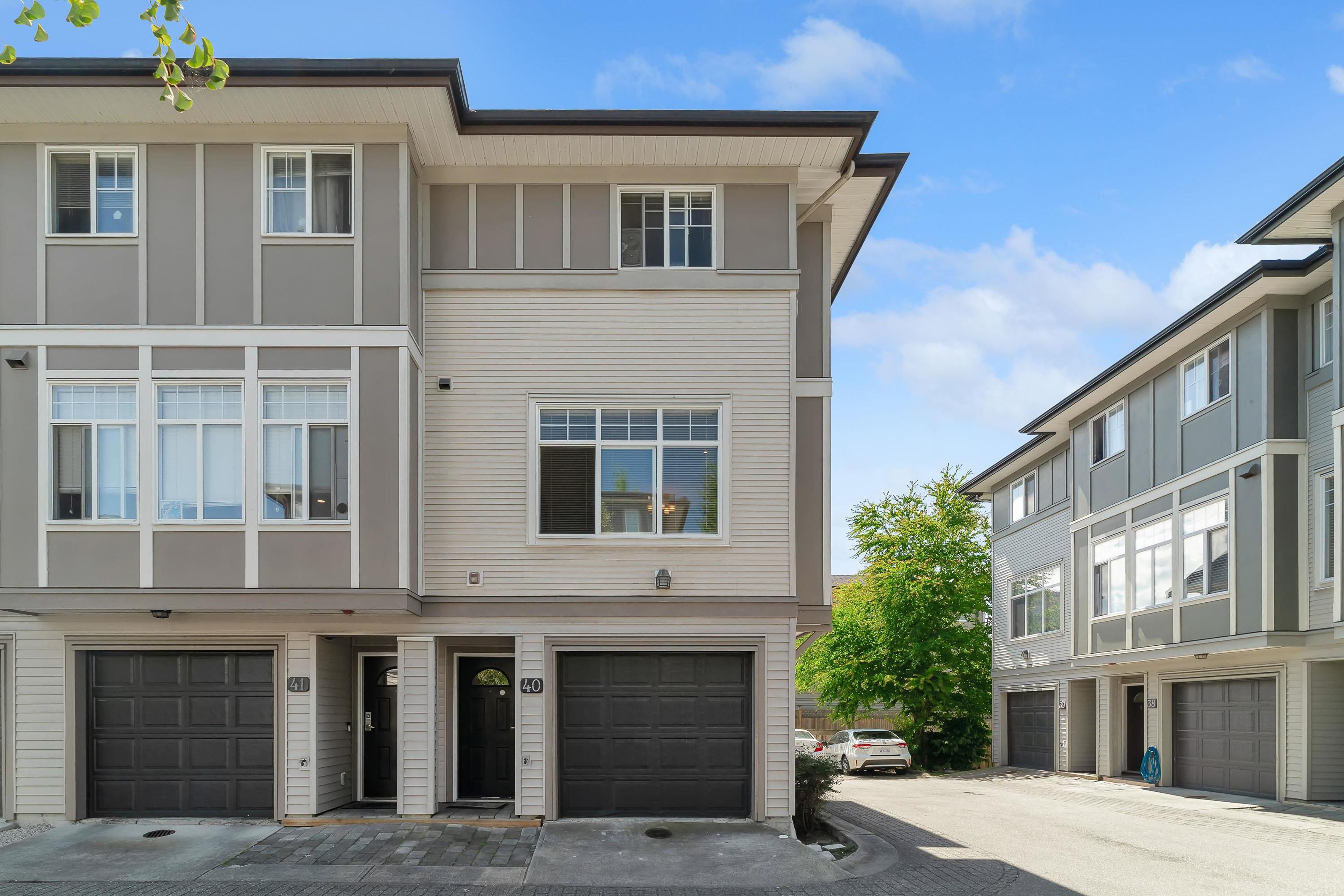 1010 Ewen Avenue, New Westminster - Exteriors - Full Complex View - Photo 1