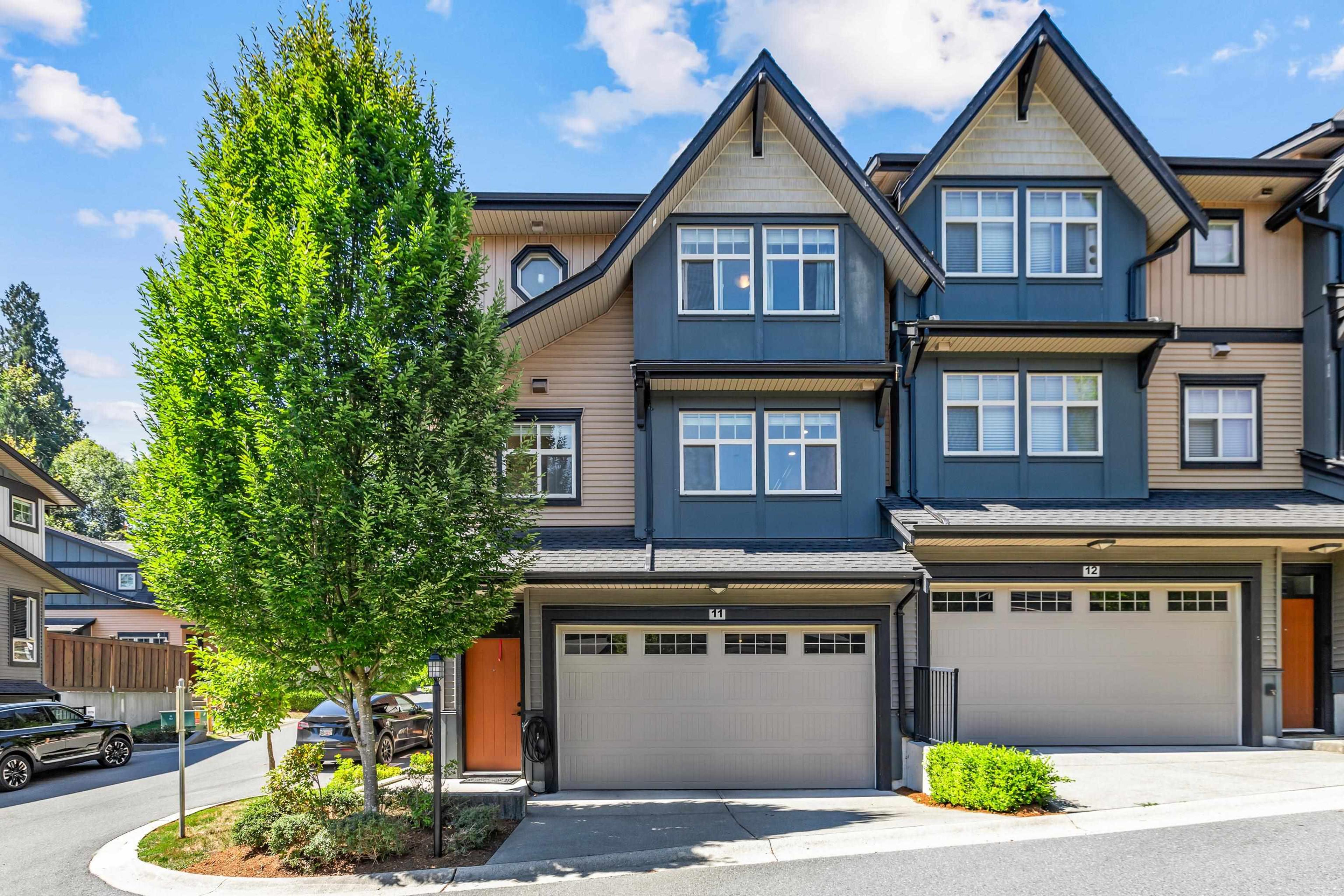 10525 240 Street, Maple Ridge - Exteriors - Full Complex View - Photo 2