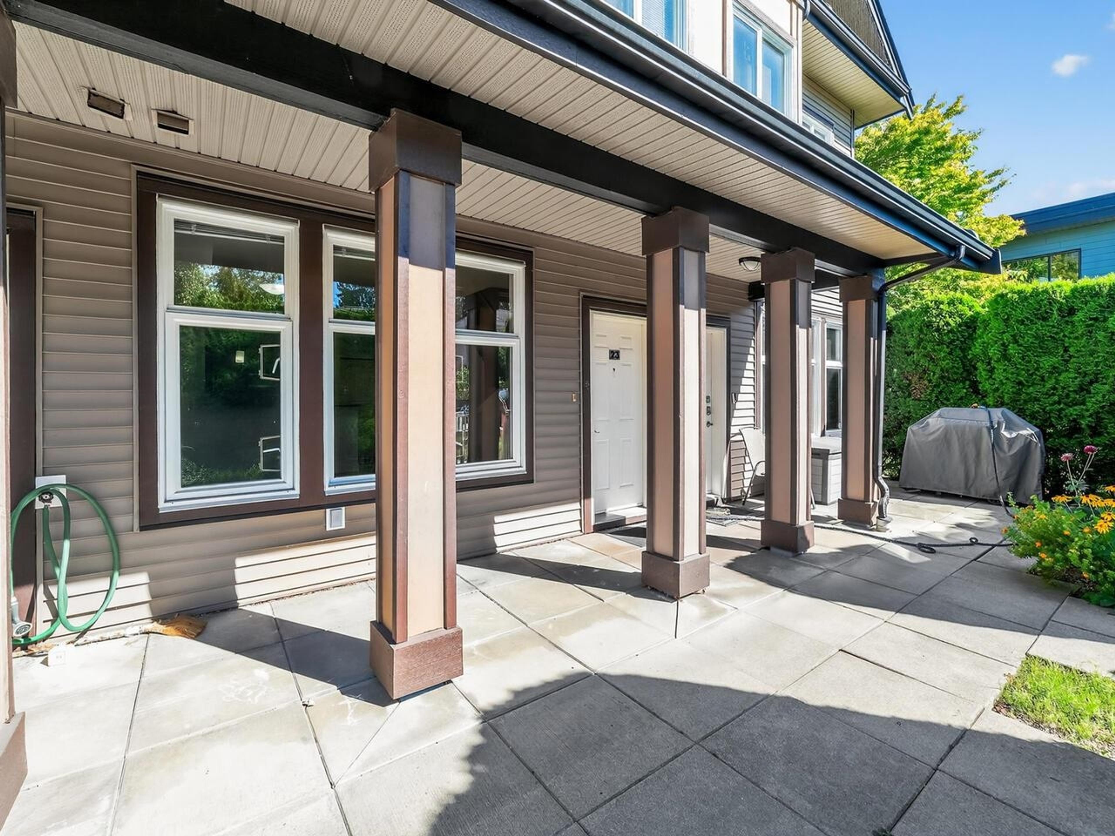 6538 Elgin Avenue, Burnaby - Exteriors - Photo 2