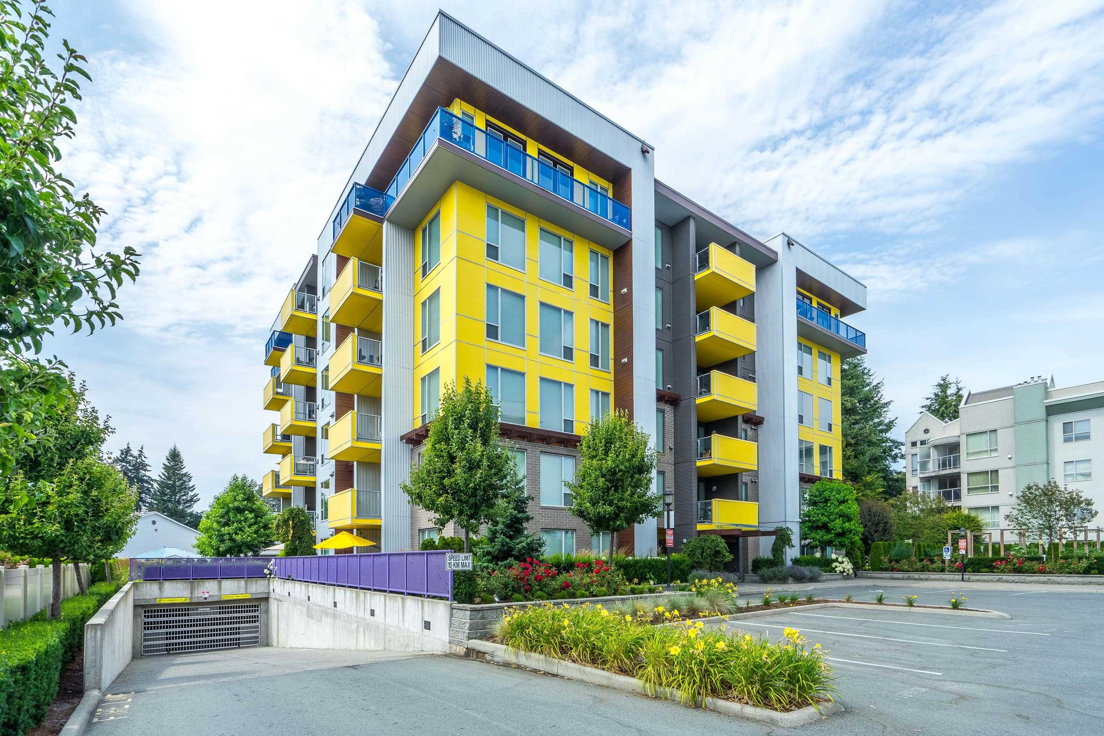 2555 Ware Street, Abbotsford - Exteriors - Photo 1