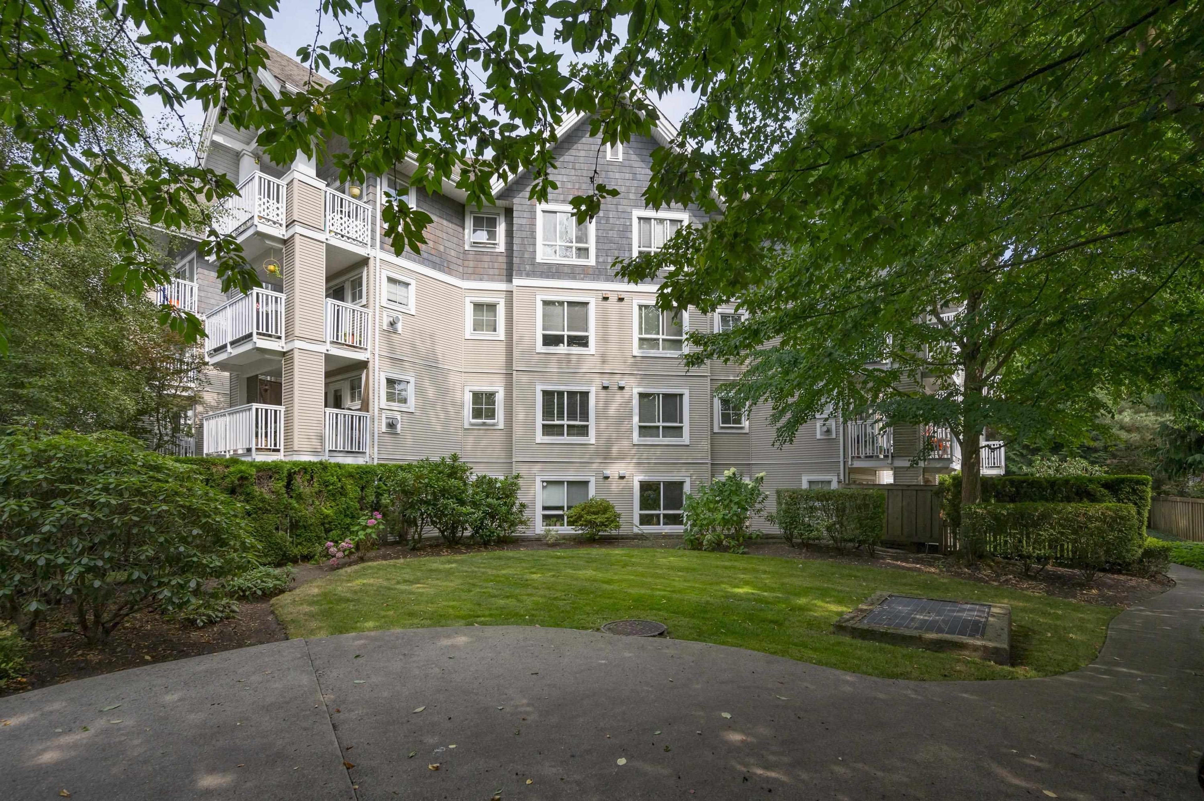 20750 Duncan Way, Langley - Exteriors - Photo 6