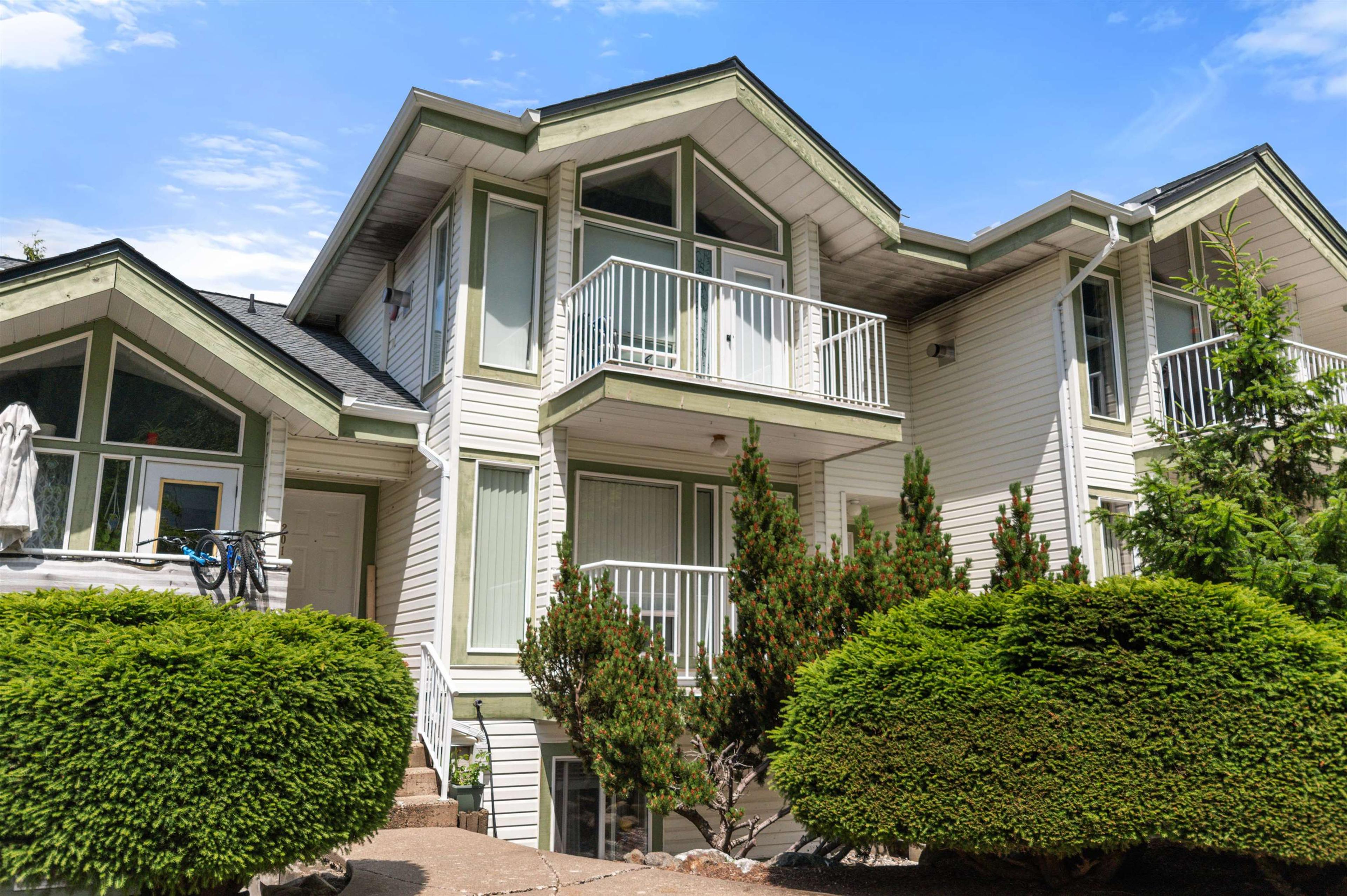 1275 Scott Drive, Hope - Exteriors - Full Complex View - Photo 1