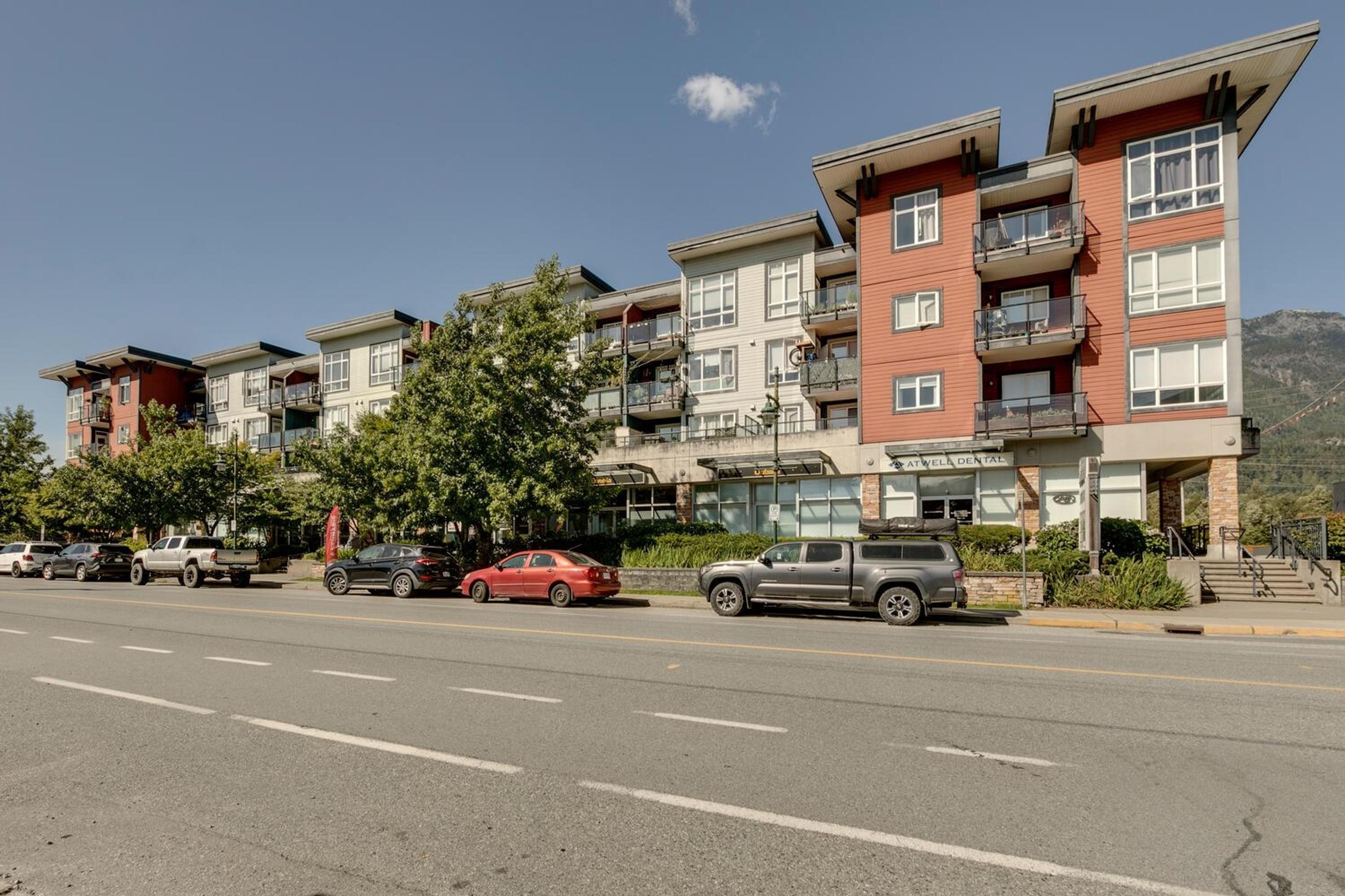 40437 Tantalus Road, Squamish - Exteriors - Full Complex View - Photo 3