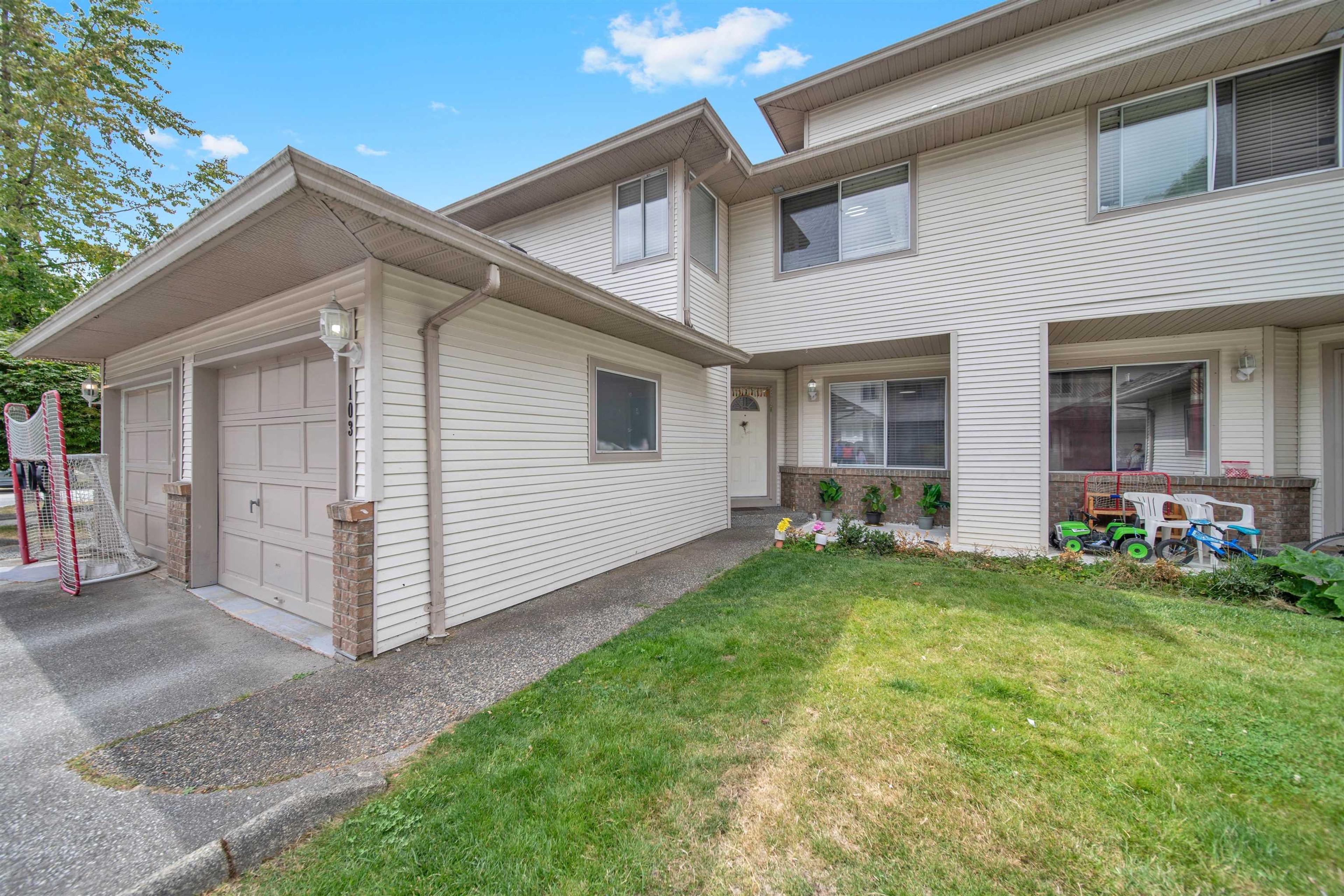 16275 85 Avenue, Surrey - Exteriors - Photo 4