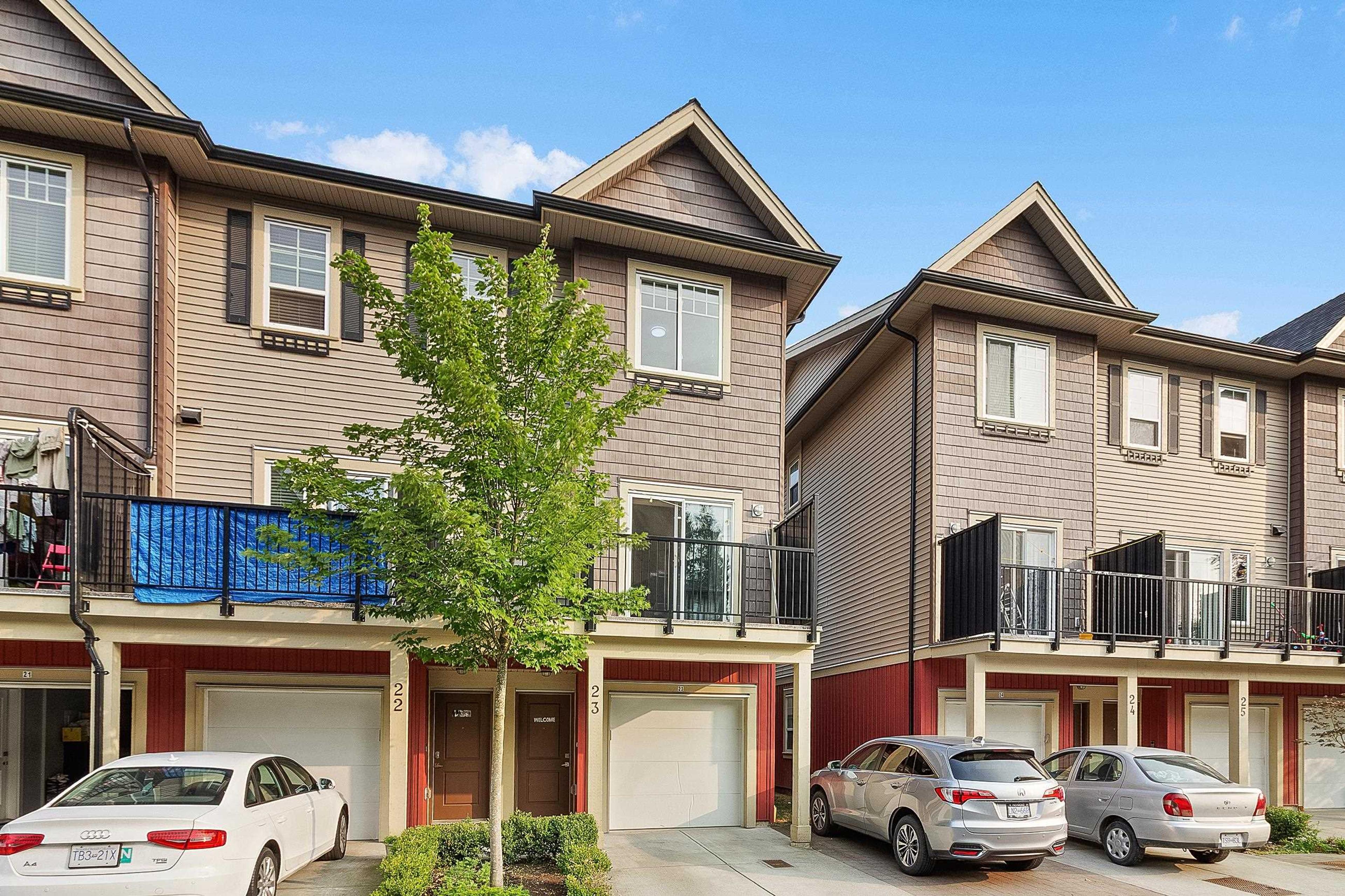 2530 Janzen Street, Abbotsford - Exteriors - Full Complex View - Photo 1