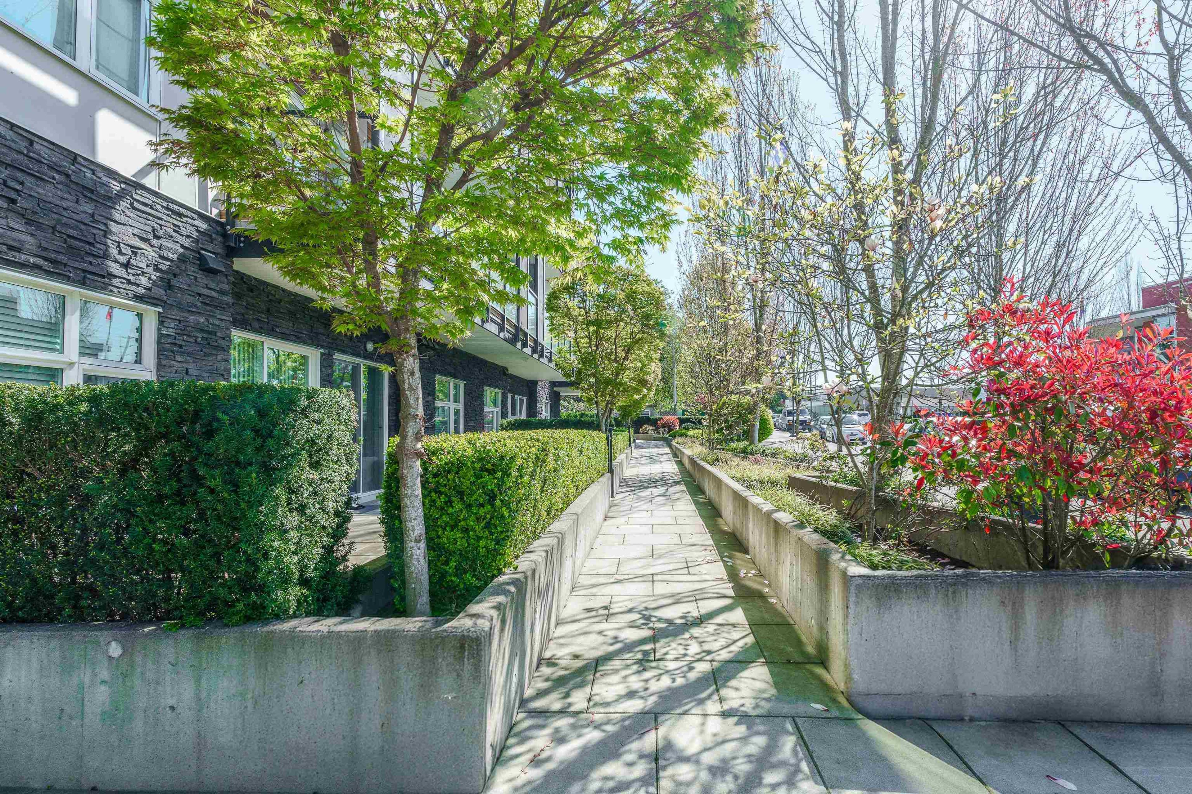 12070 227 Street, Maple Ridge - Exteriors - Photo 4