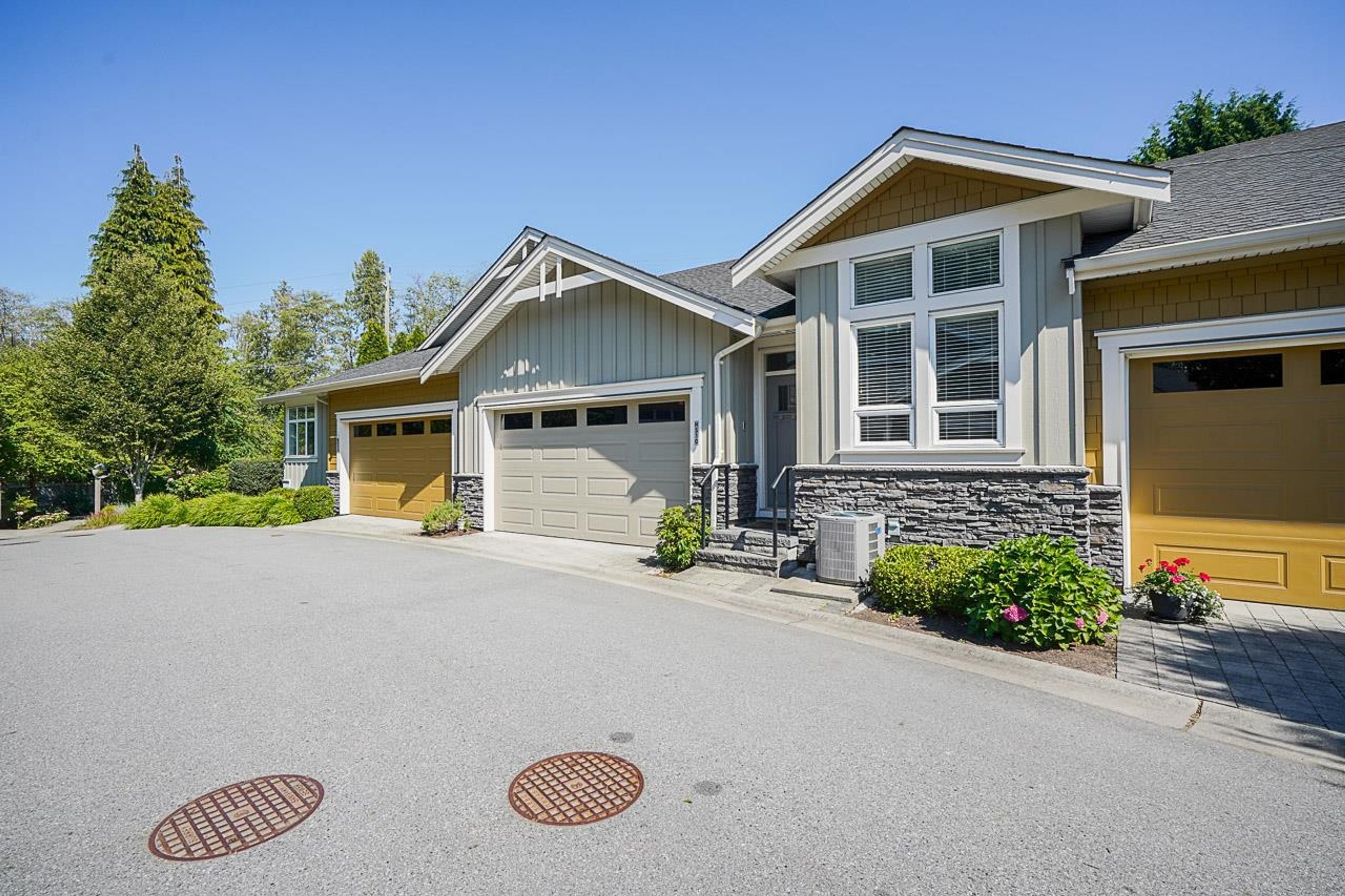 15989 Mountain View Drive, Surrey - Exteriors - Full Complex View - Photo 1