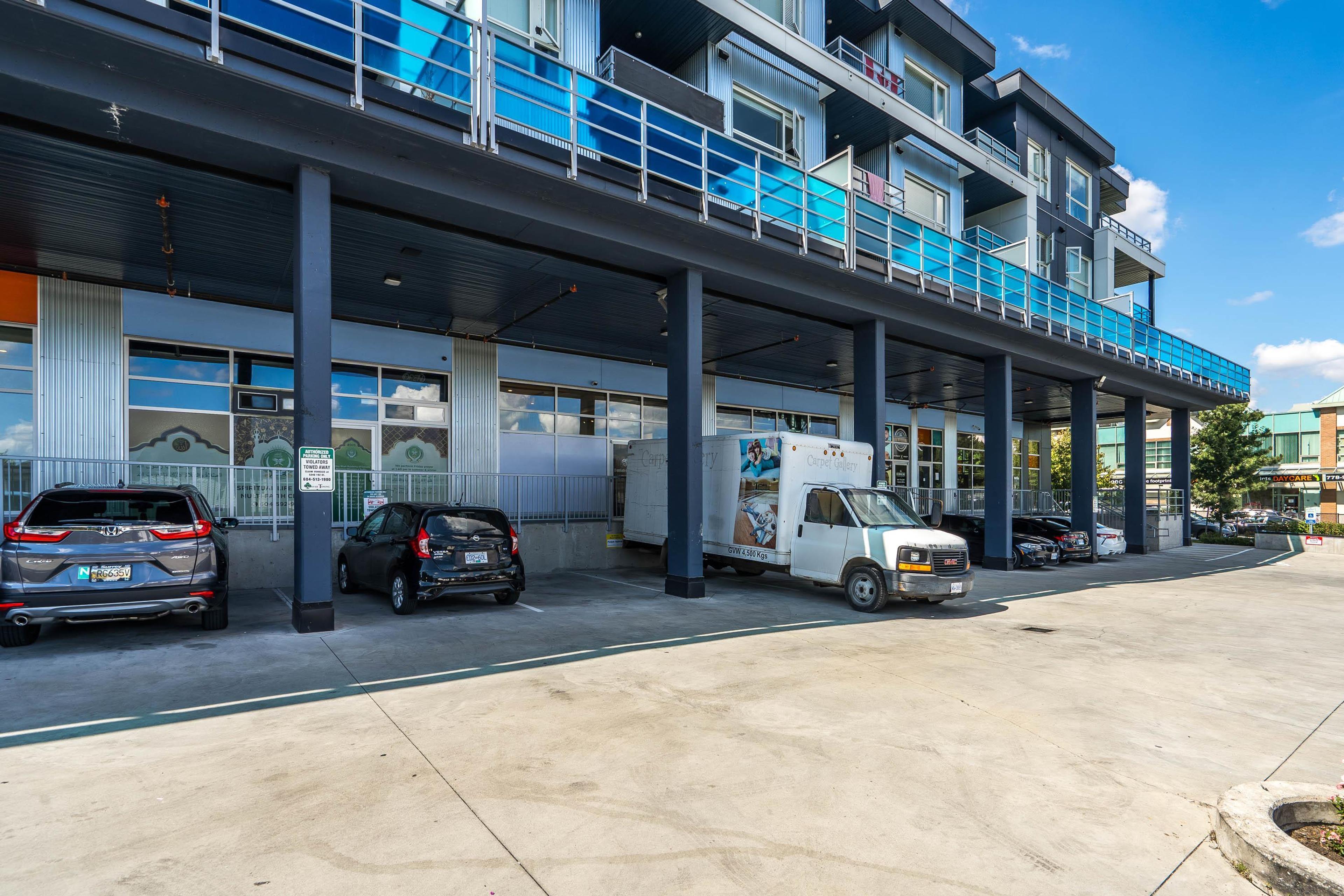 8496 120 Street, Surrey - Exteriors - Photo 1