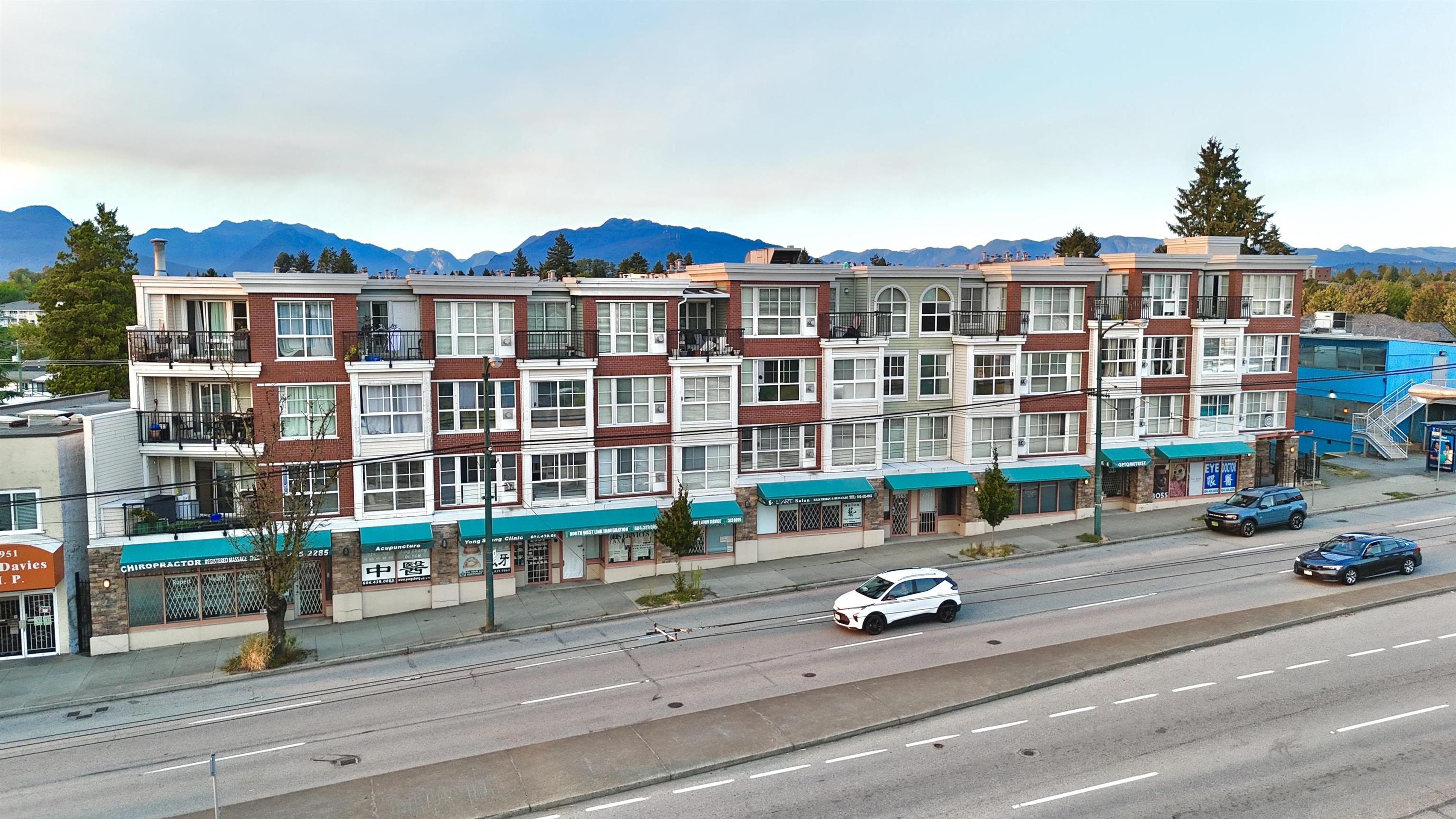 2973 Kingsway, Vancouver - Exteriors - Photo 1