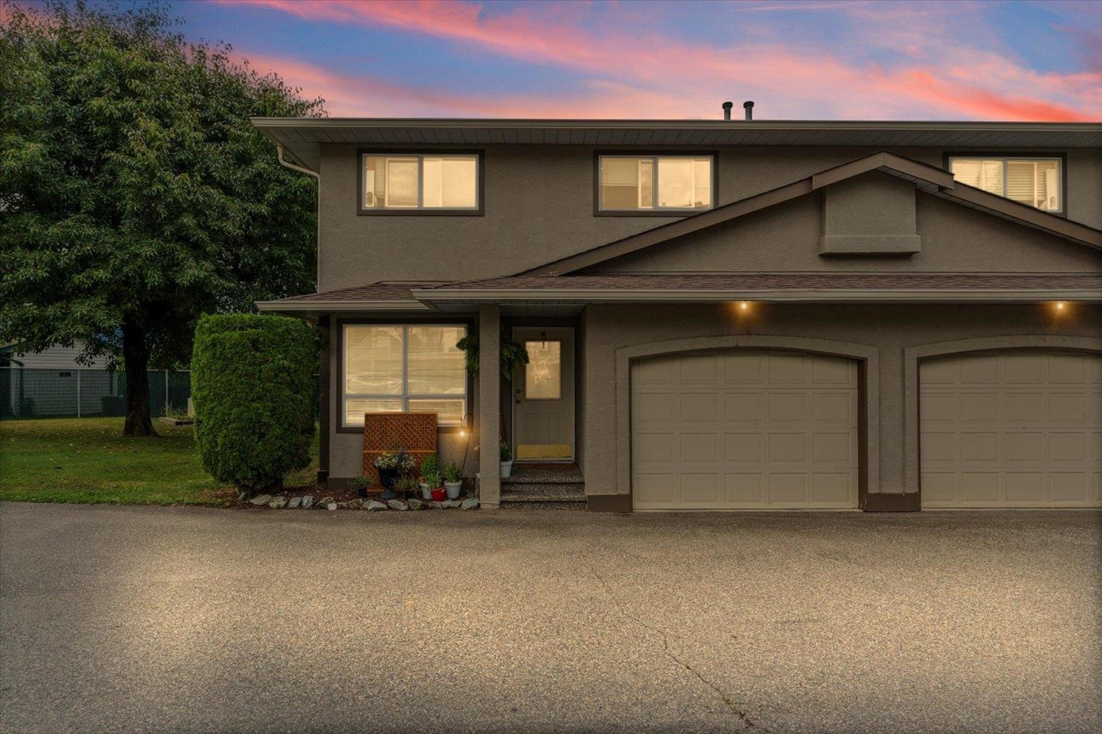 1656 Agassiz-Rosedale No 9 Highway, Agassiz - Exteriors - Photo 1