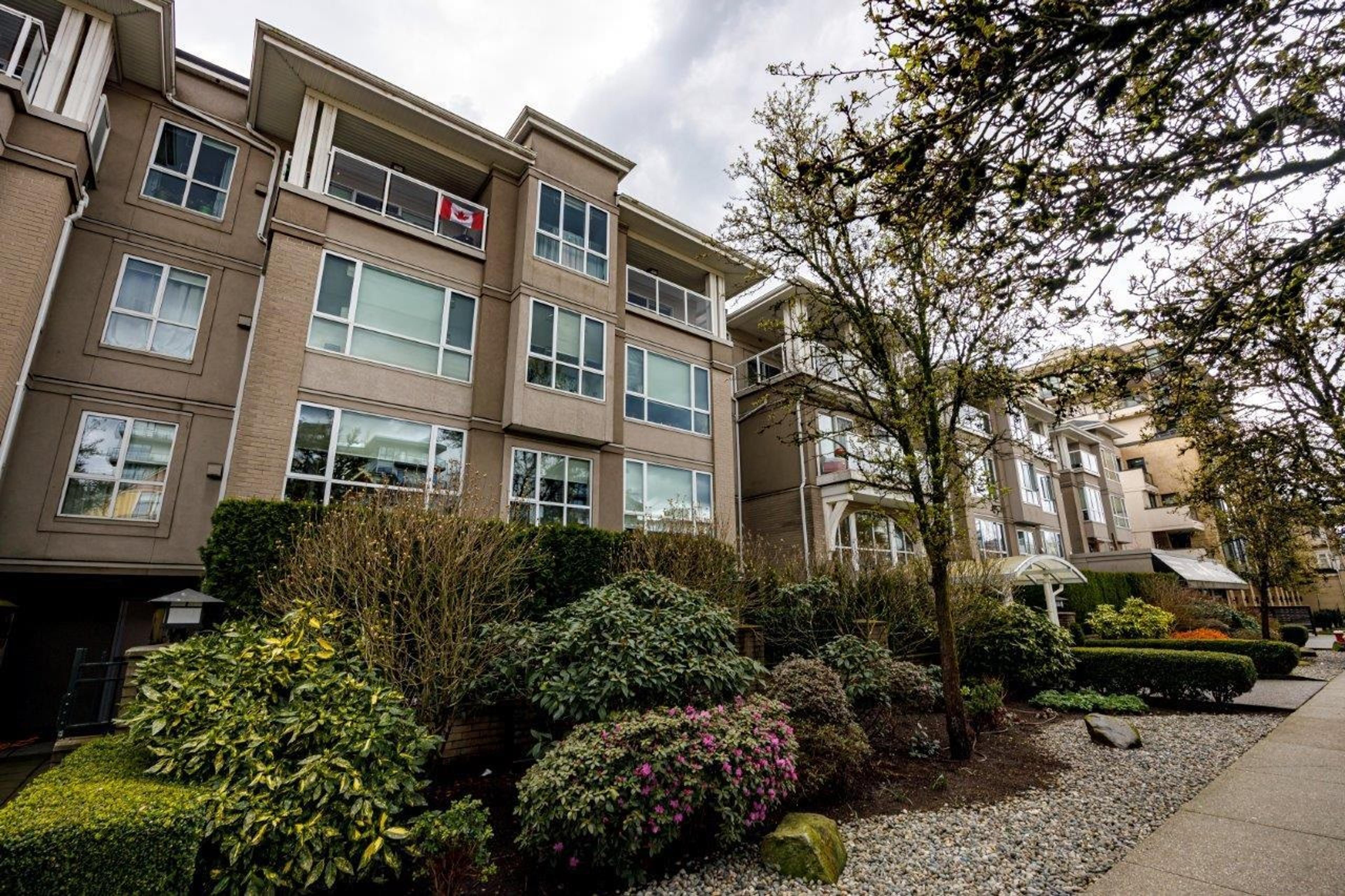 155 E 3rd Street, North Vancouver - Exteriors - Full Complex View - Photo 1