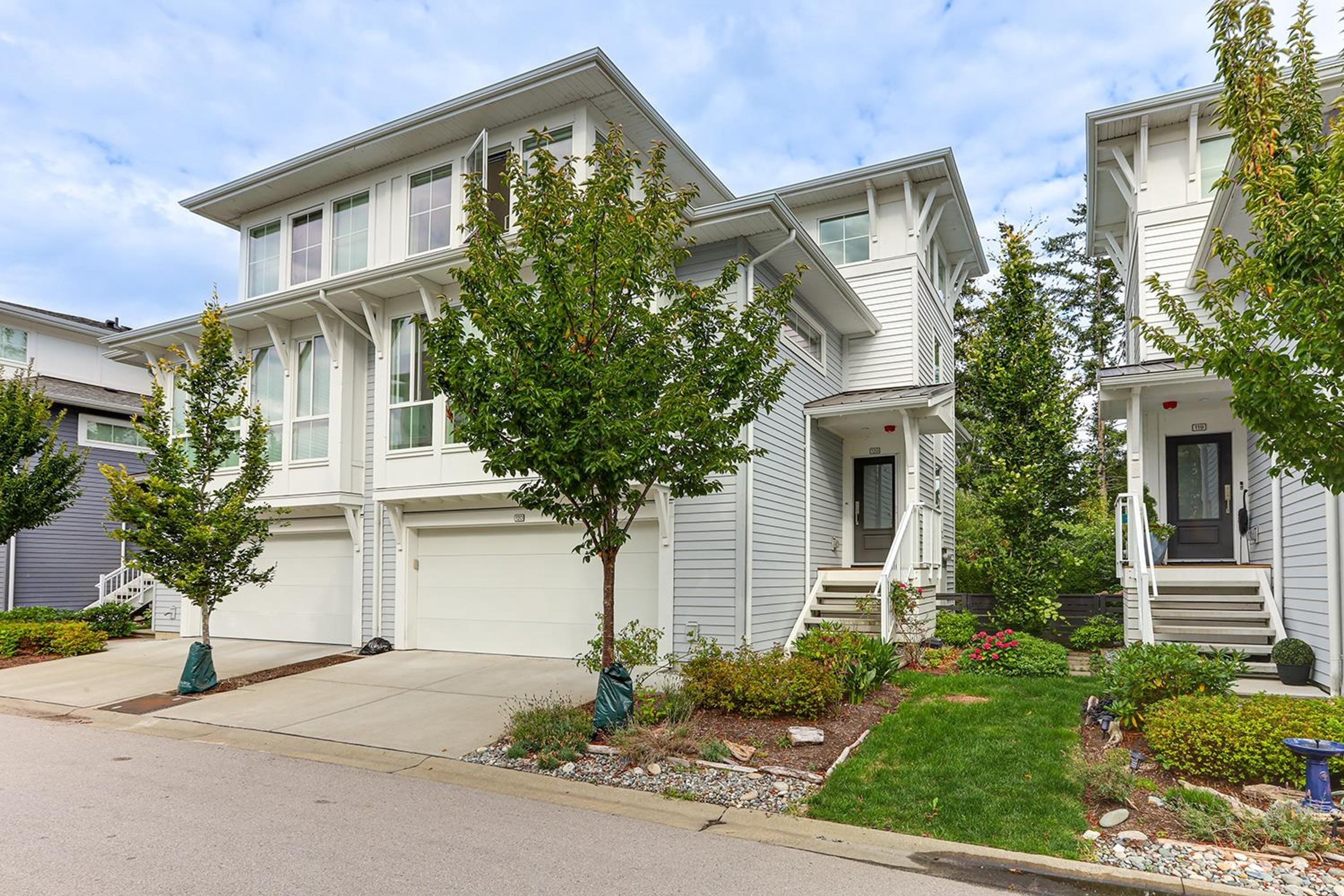 4638 Orca Way, Tsawwassen - Exteriors - Full Complex View - Photo 1