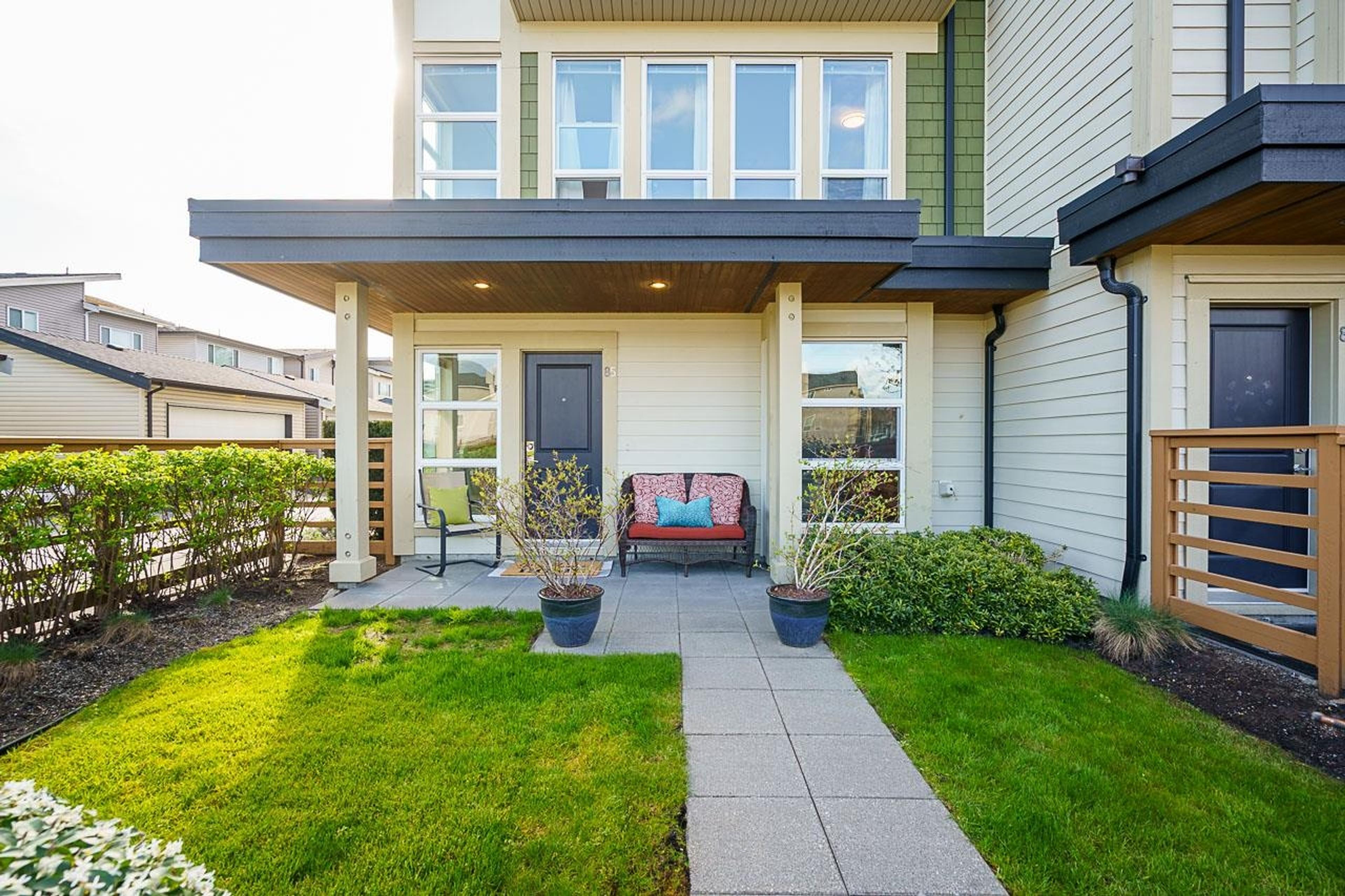 19477 72a Avenue, Surrey - Exteriors - Photo 4