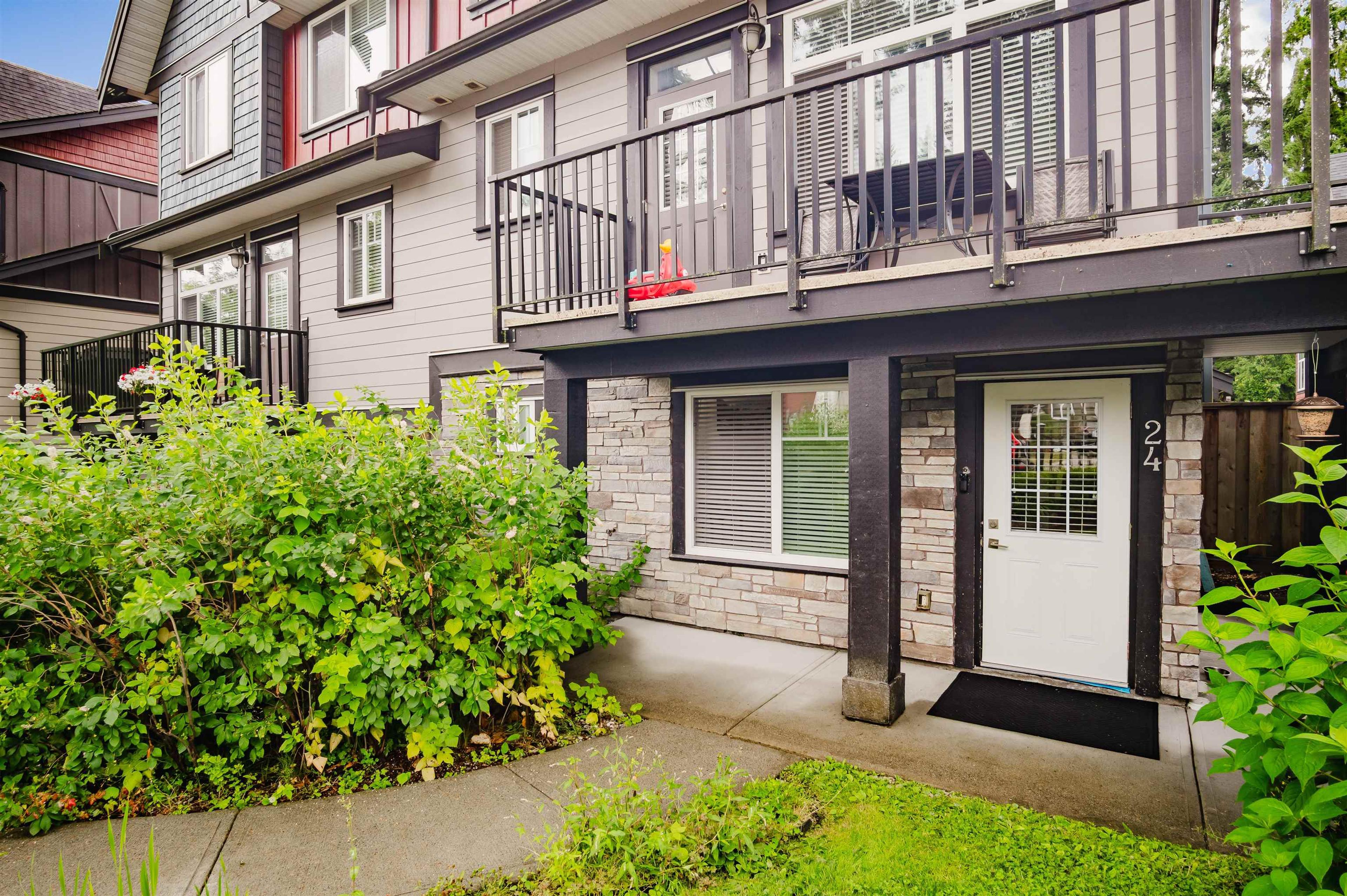 6929 142 Street, Surrey - Exteriors - Photo 7