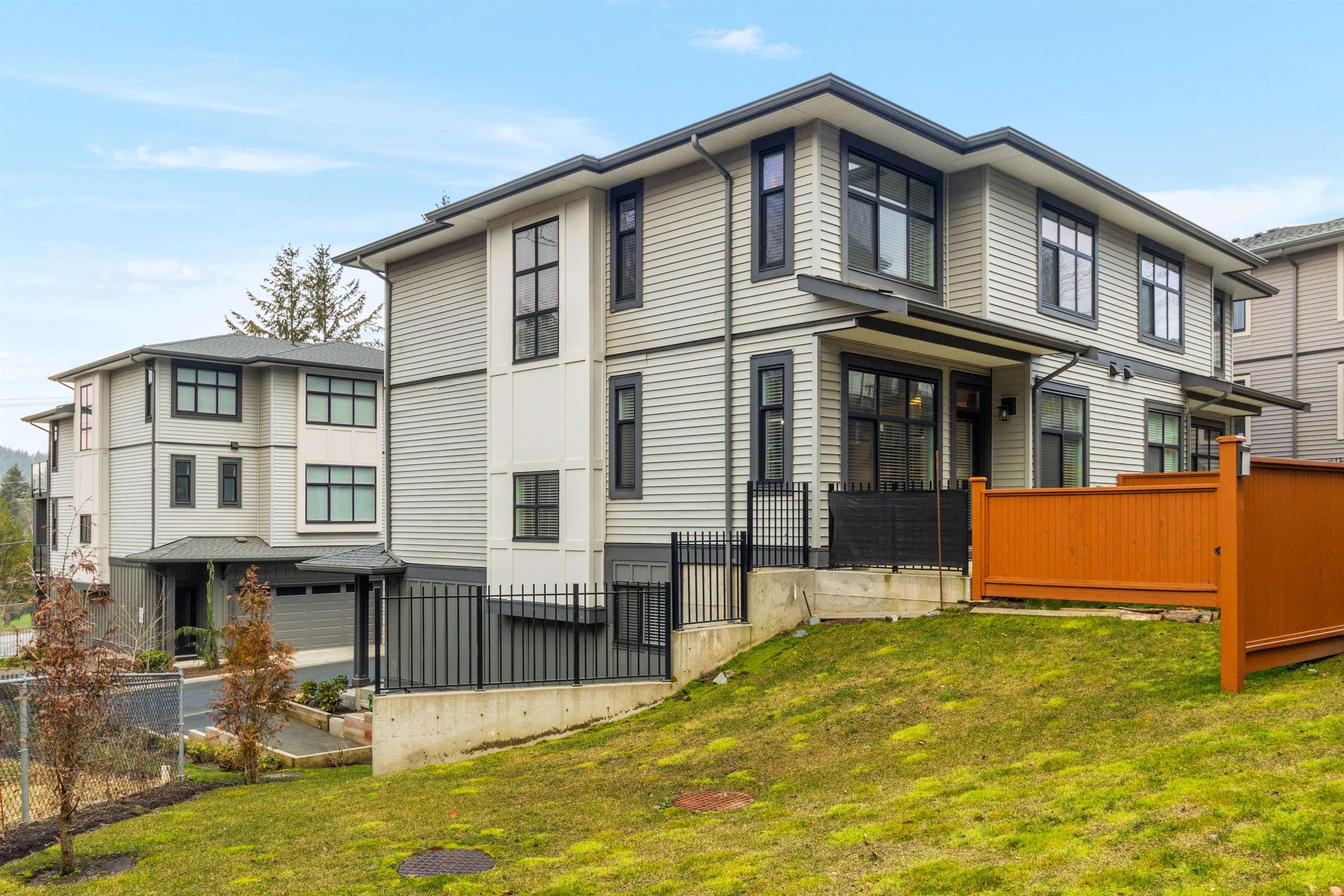 35810 Mckee Road, Abbotsford - Exteriors - Full Complex View - Photo 1