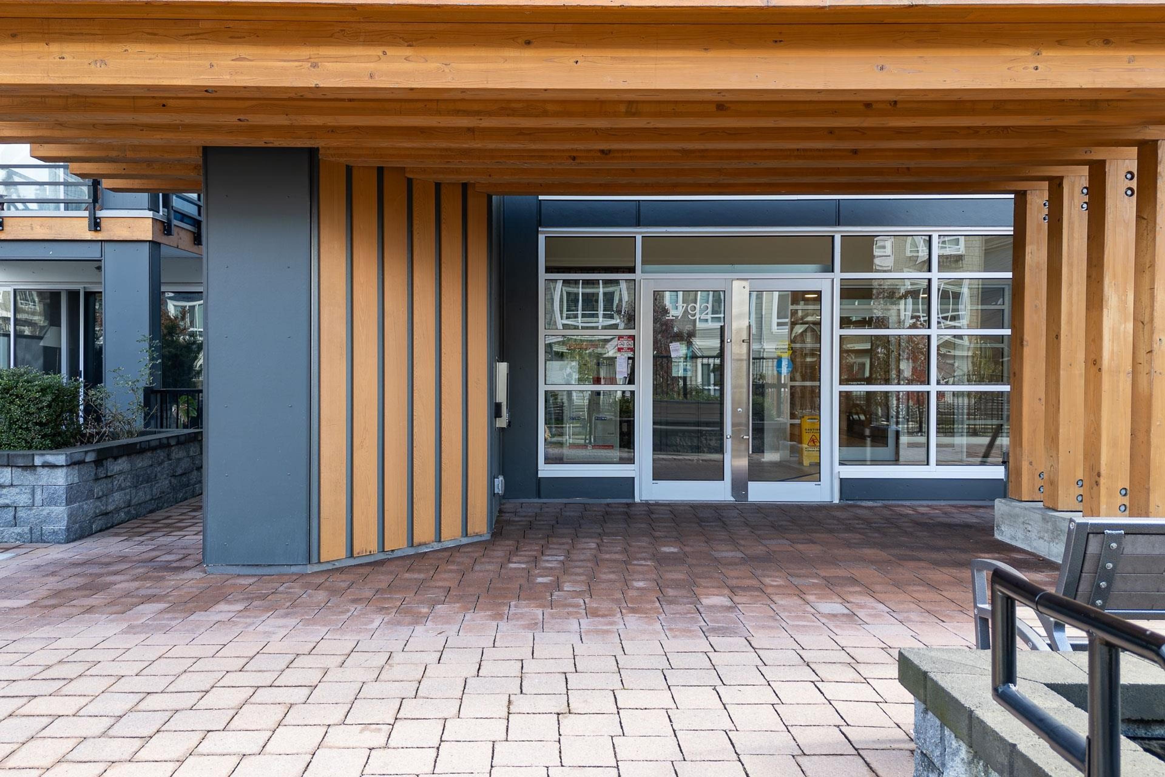 1892 Starling Drive, Tsawwassen - Exteriors - Photo 1