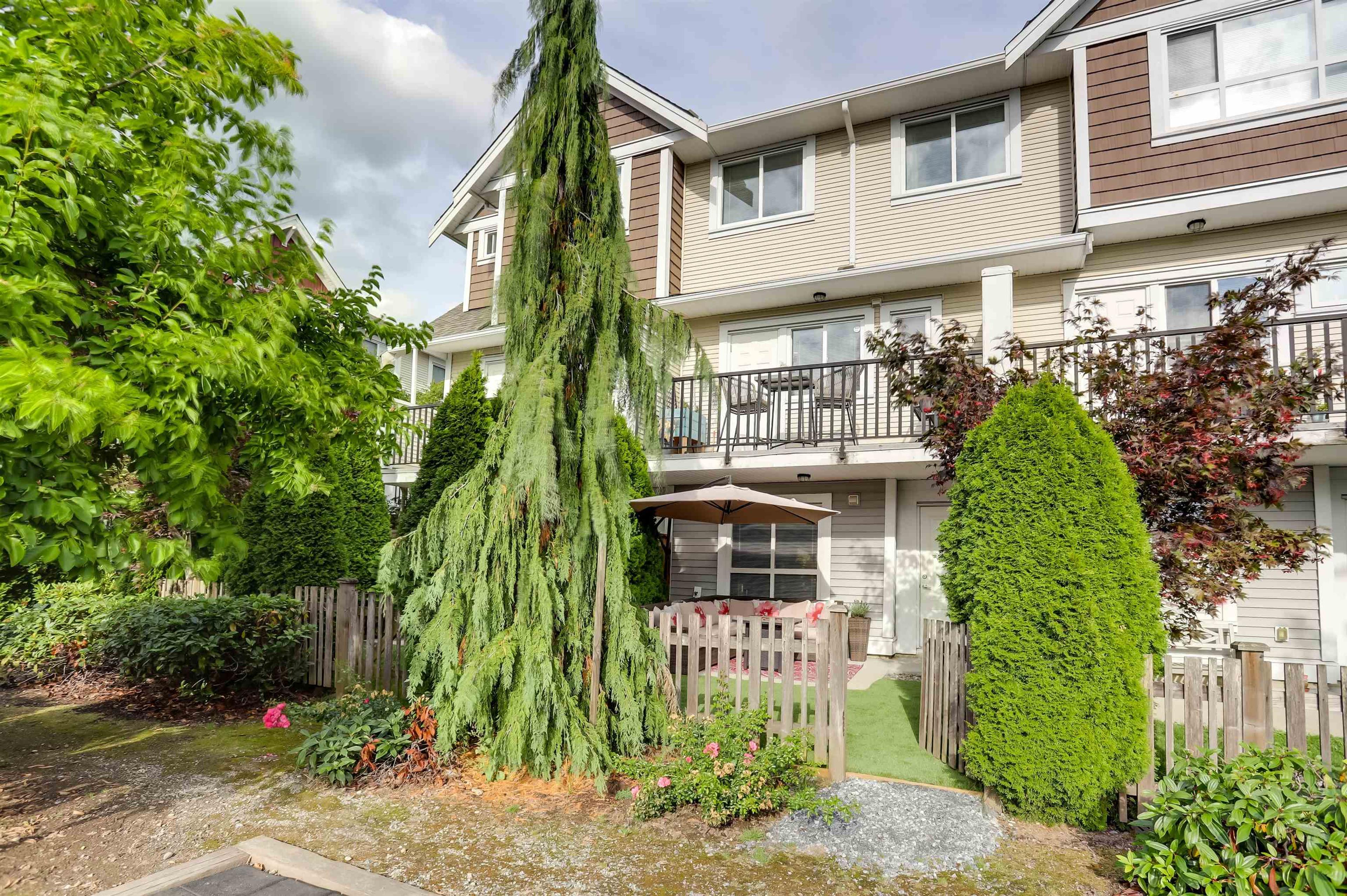 7298 199a Street, Langley - Exteriors - Photo 2