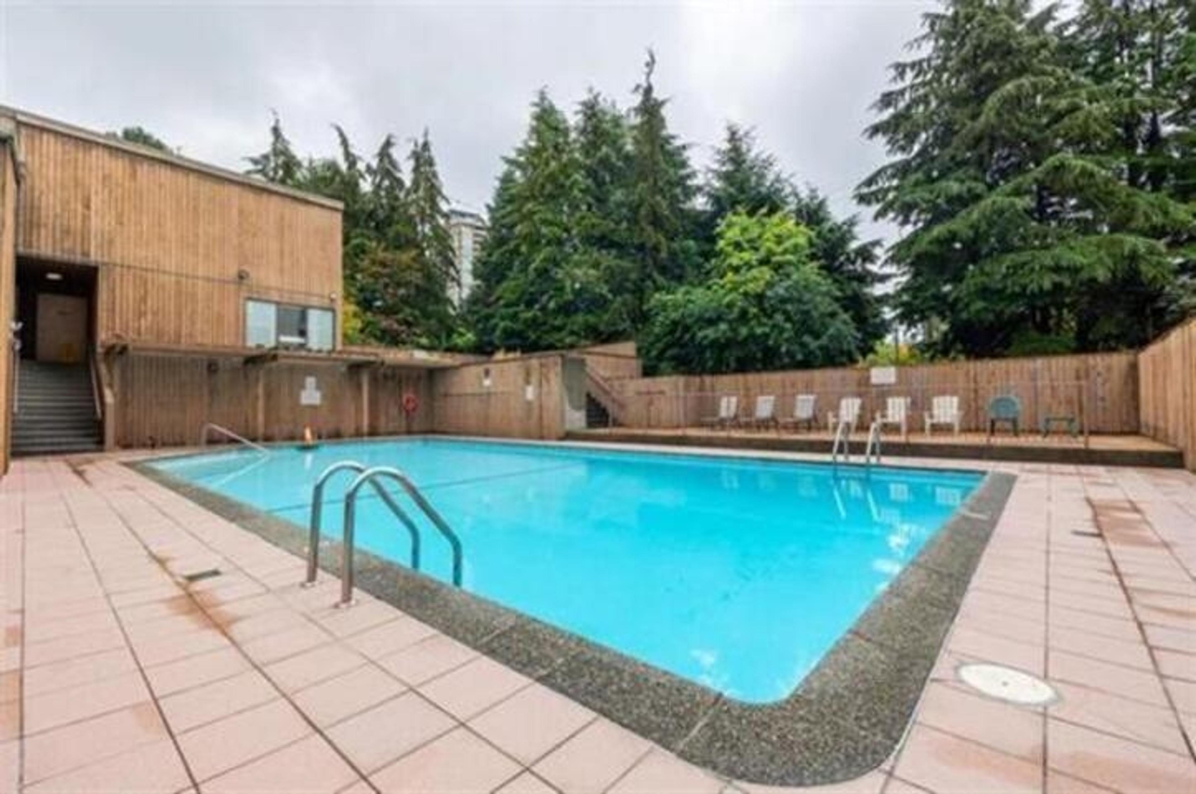 4160 Sardis Street, Burnaby - Outdoor Amenities - Rooftop terraces / Patios - Photo 1